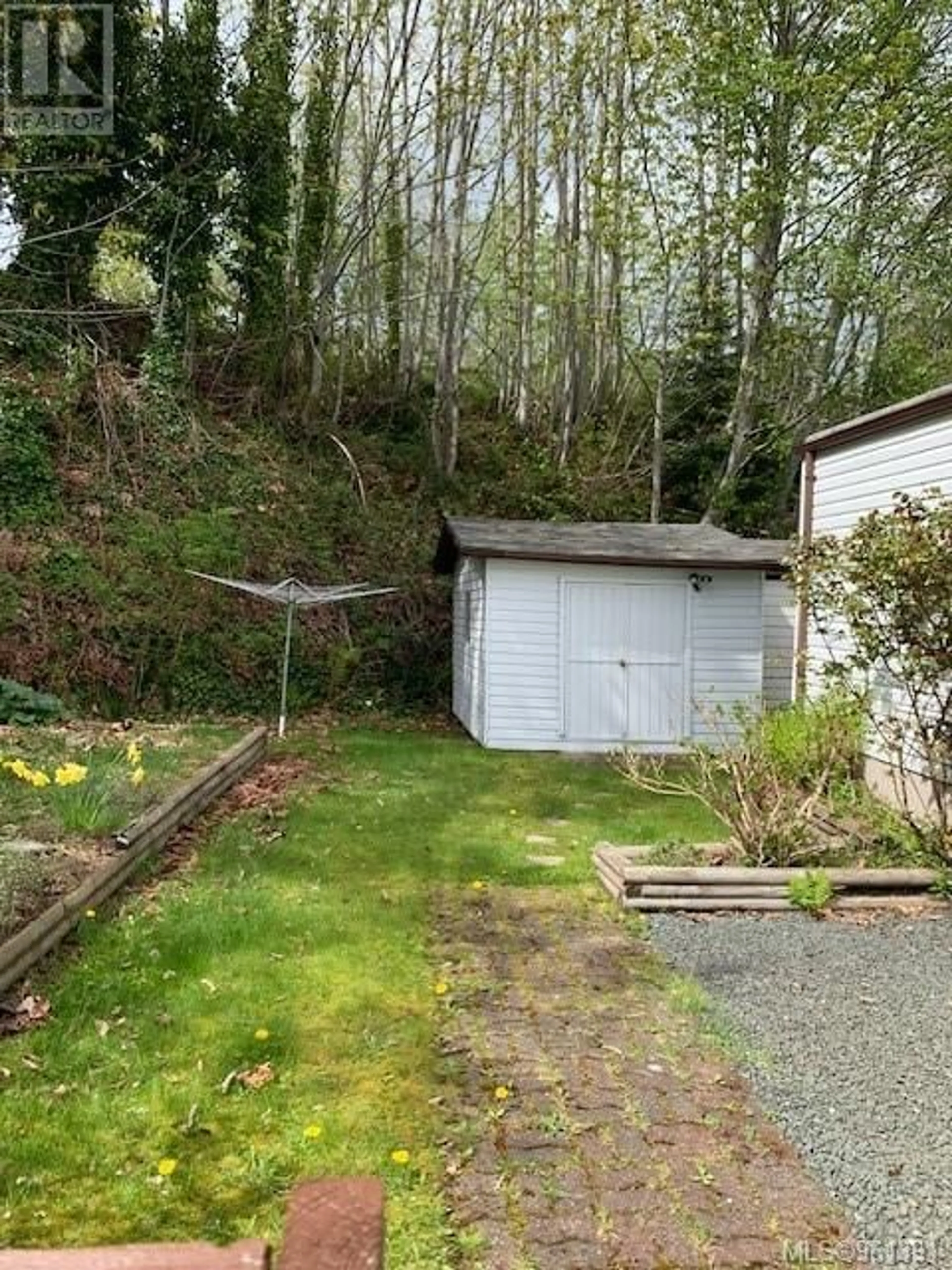 Shed for 74 951 Homewood Rd, Campbell River British Columbia V9W3N7