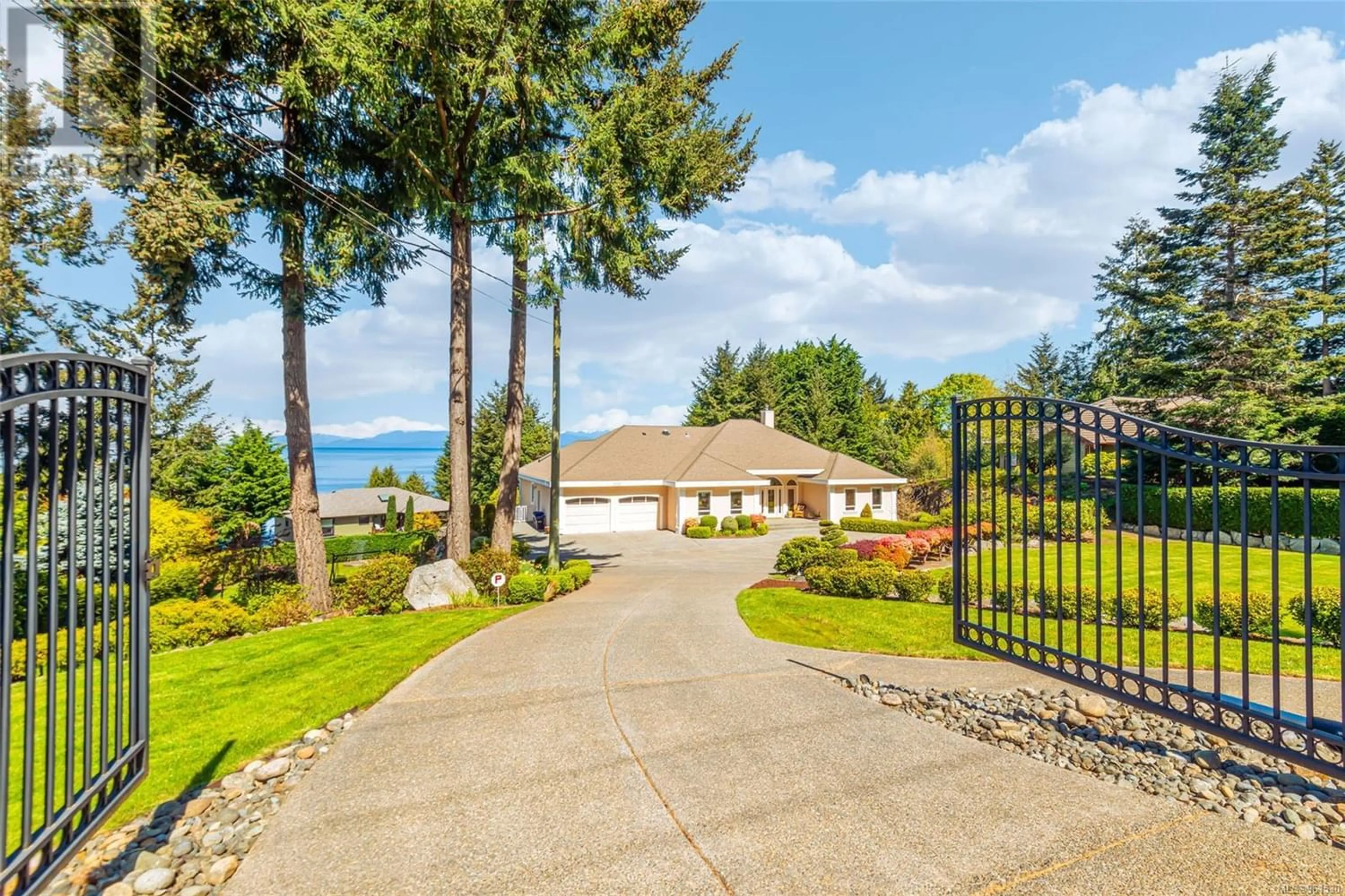 Frontside or backside of a home for 3285 Dolphin Dr, Nanoose Bay British Columbia V9P9J1