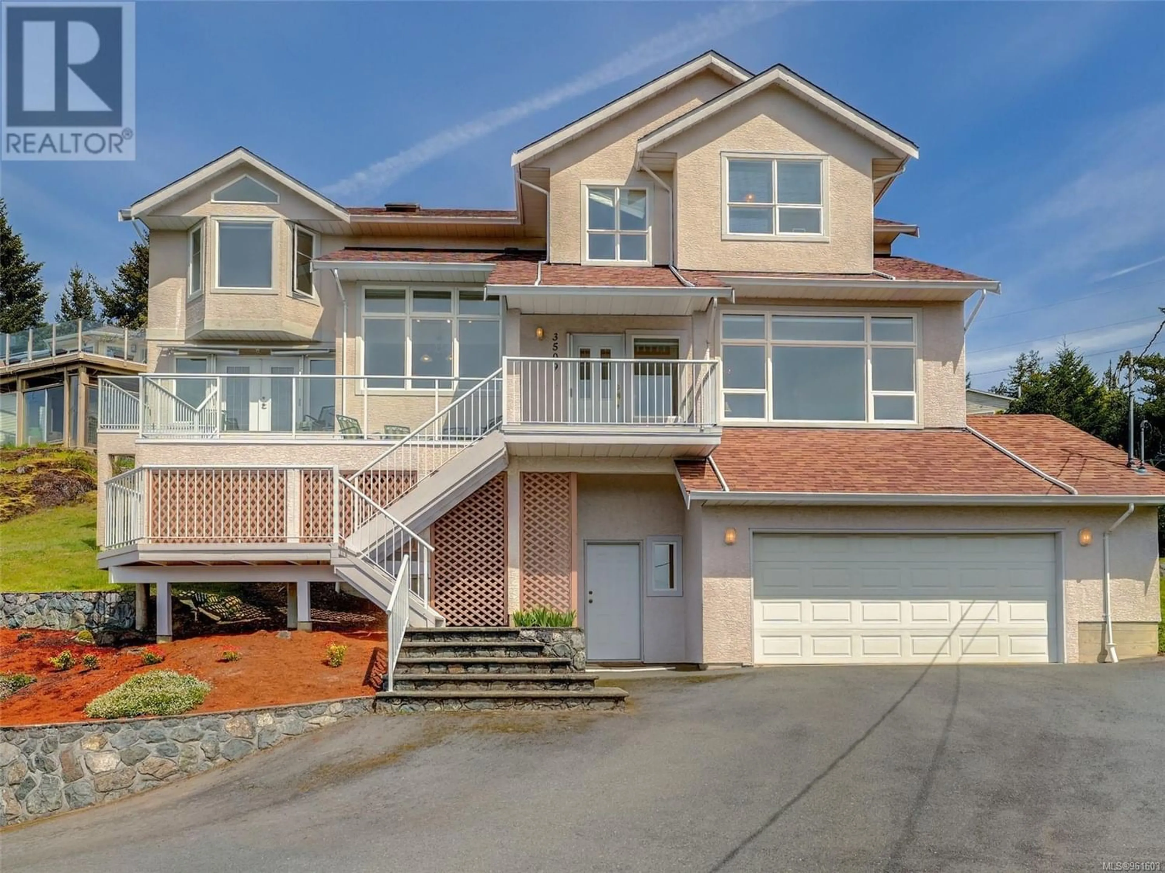 Frontside or backside of a home for 3509 Sunheights Dr, Langford British Columbia V9C3T7