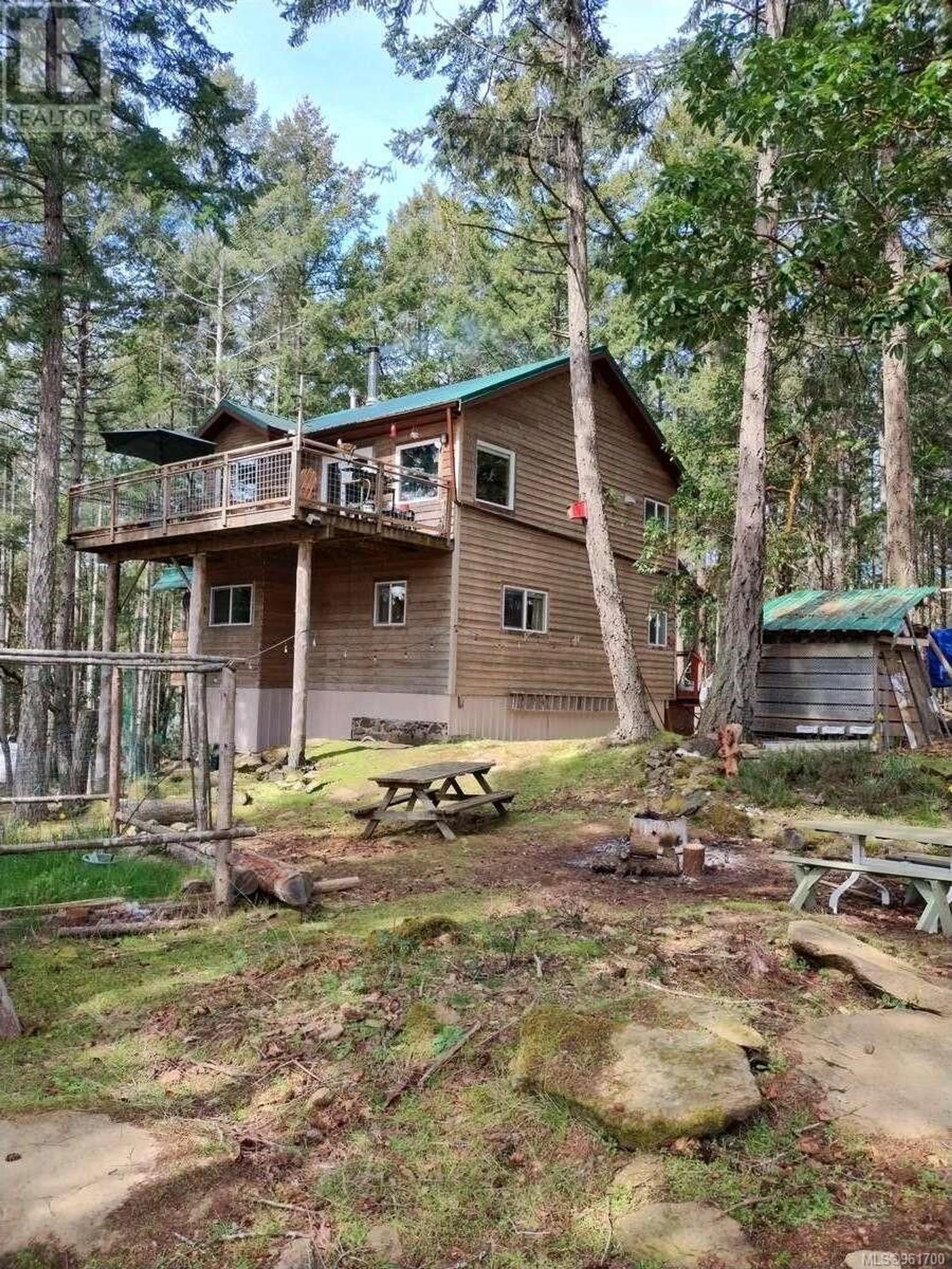 Cottage for 334 Halibut Hill Rd, Mudge Island British Columbia V0R1X6