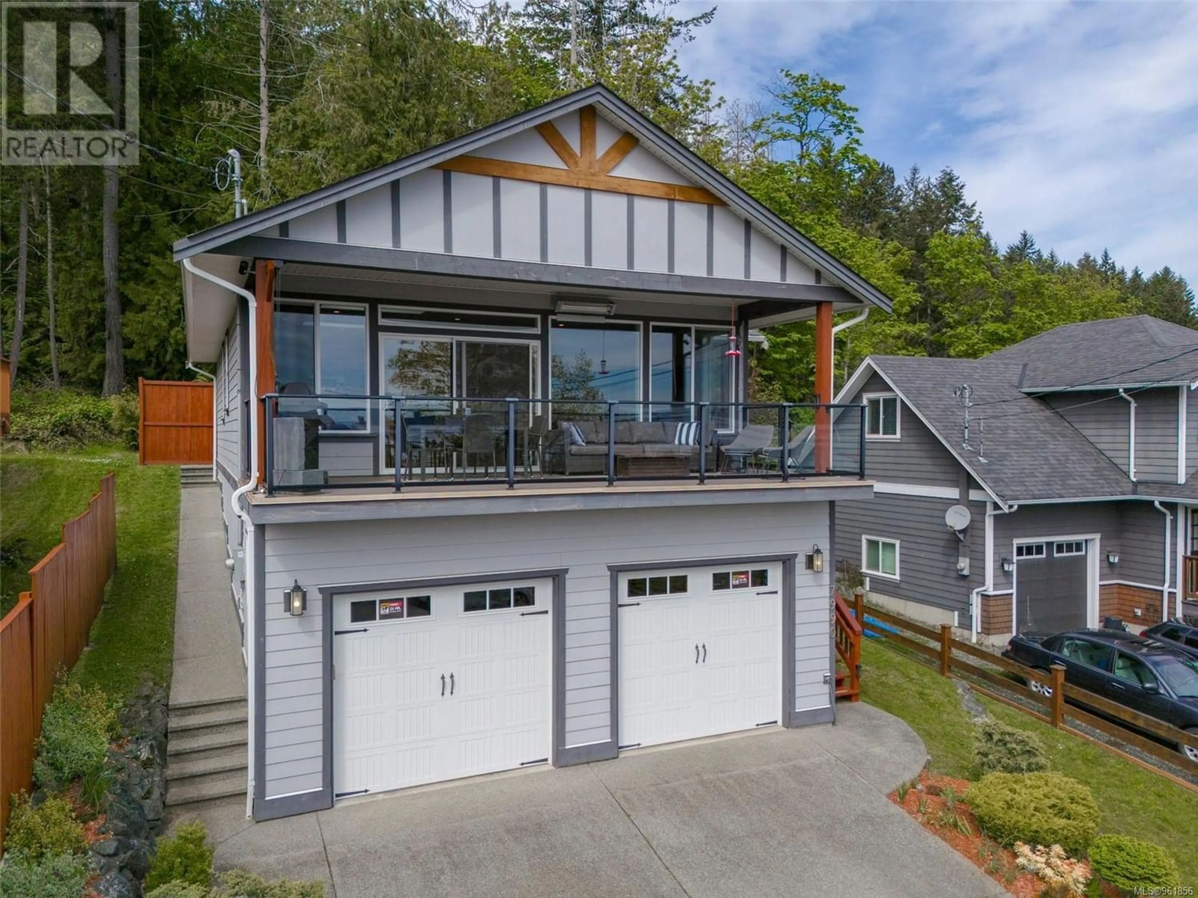 Frontside or backside of a home for 7990 Edmund St, Crofton British Columbia V0R1R0