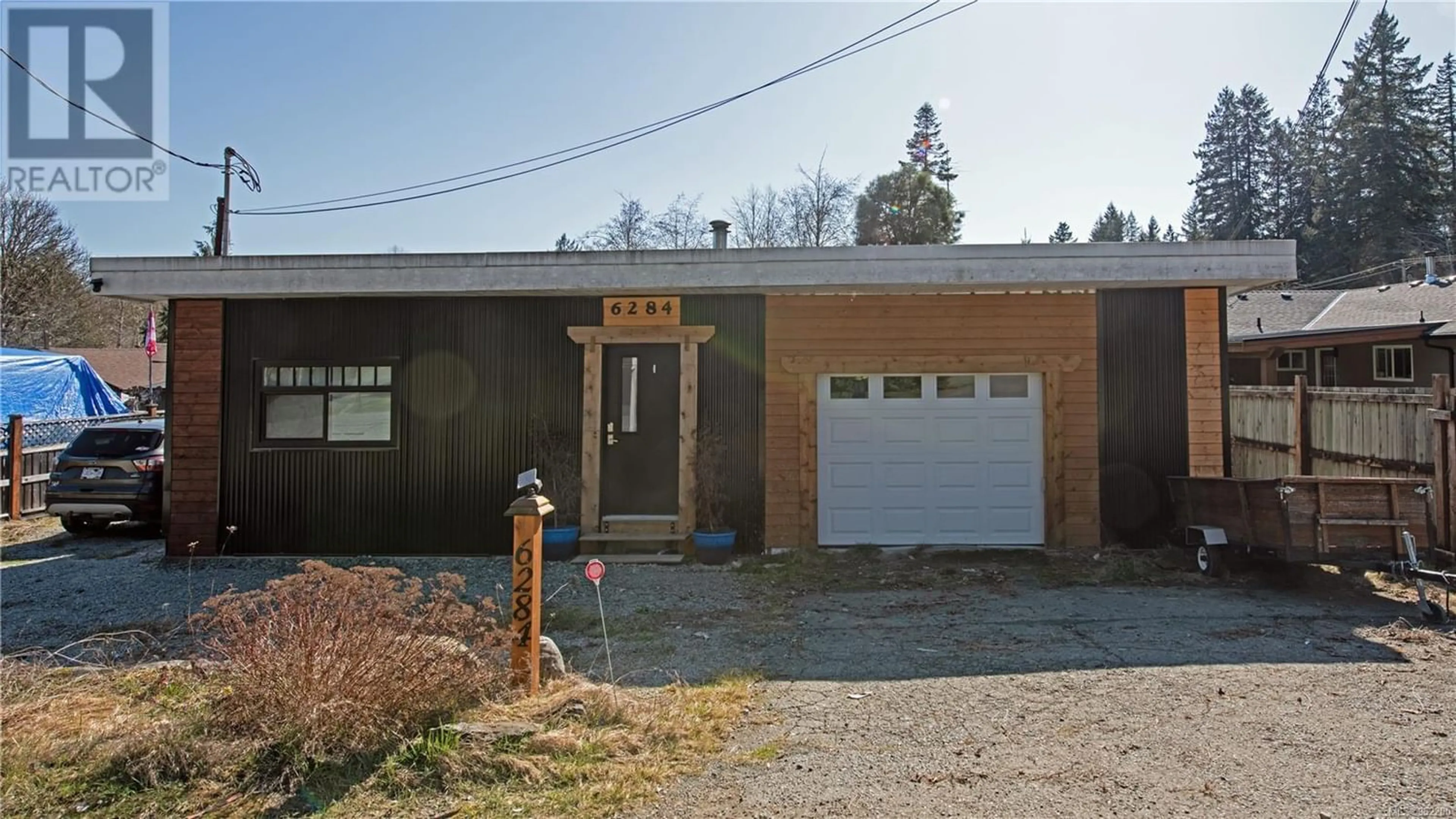 Frontside or backside of a home for 6284 Lugrin Rd, Port Alberni British Columbia V9Y8K6