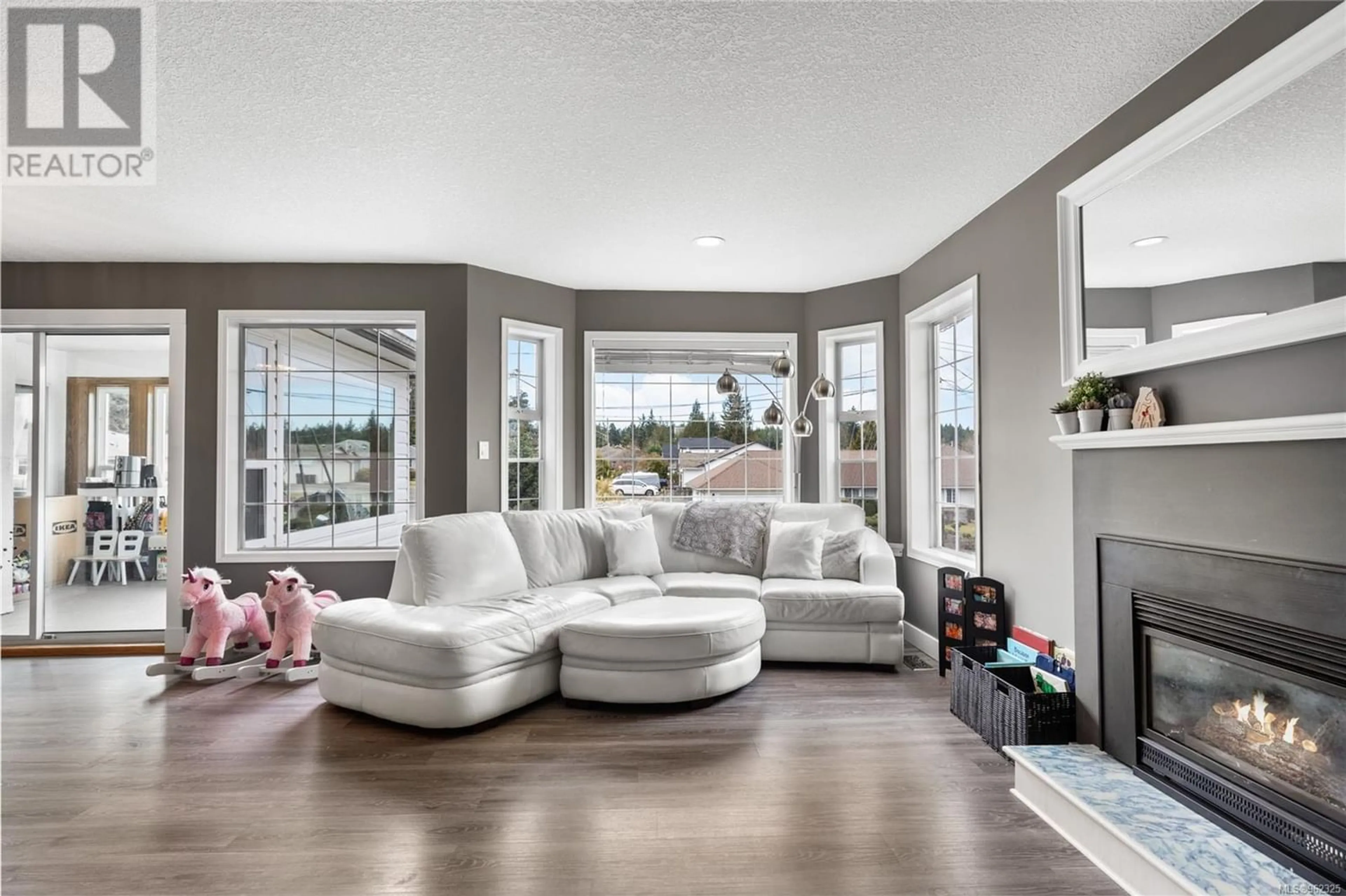 Living room for 115 Denman Dr, Qualicum Beach British Columbia V9K1R7