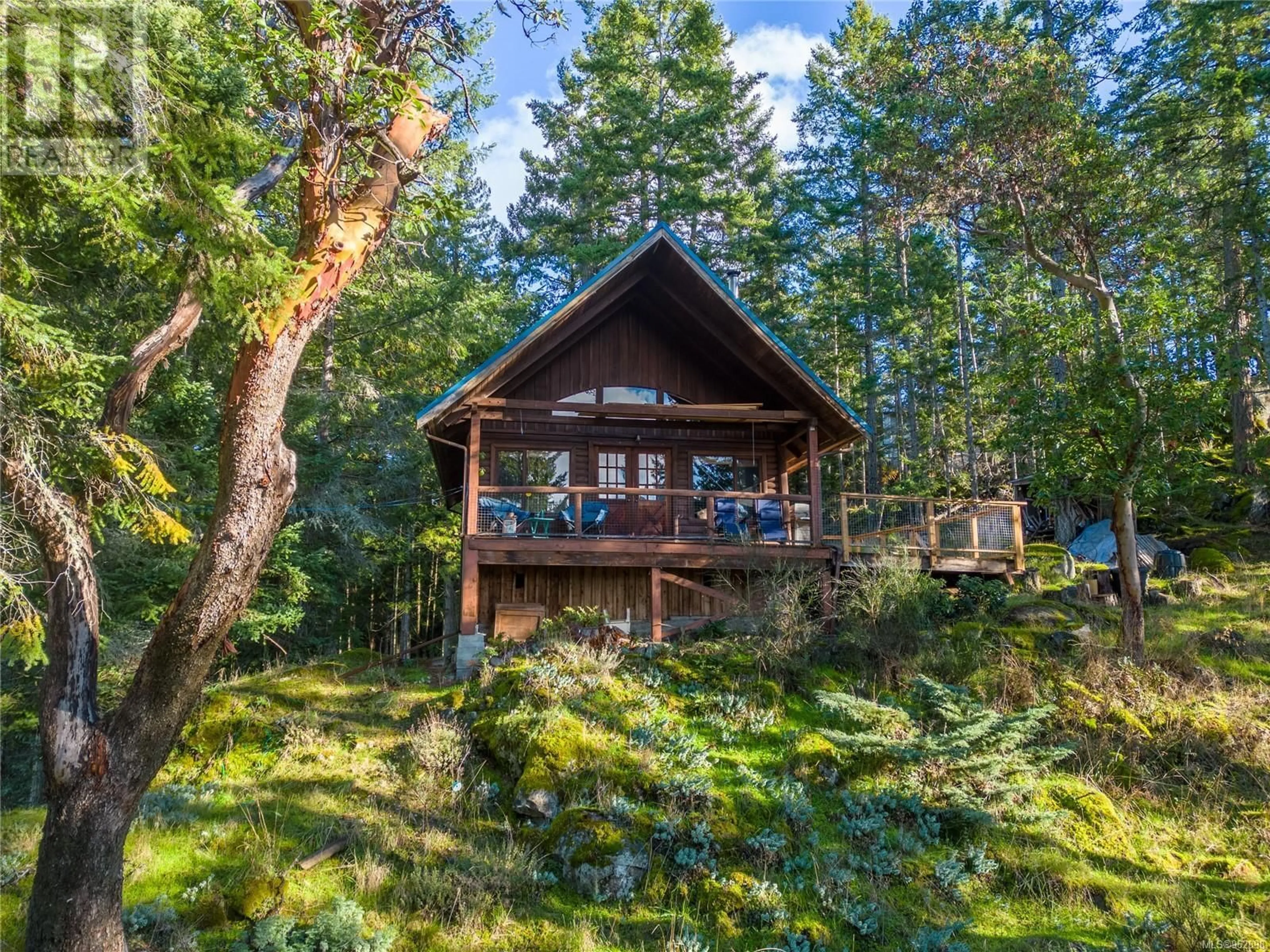 Cottage for 3701 Starboard Cres, Pender Island British Columbia V0N2M2