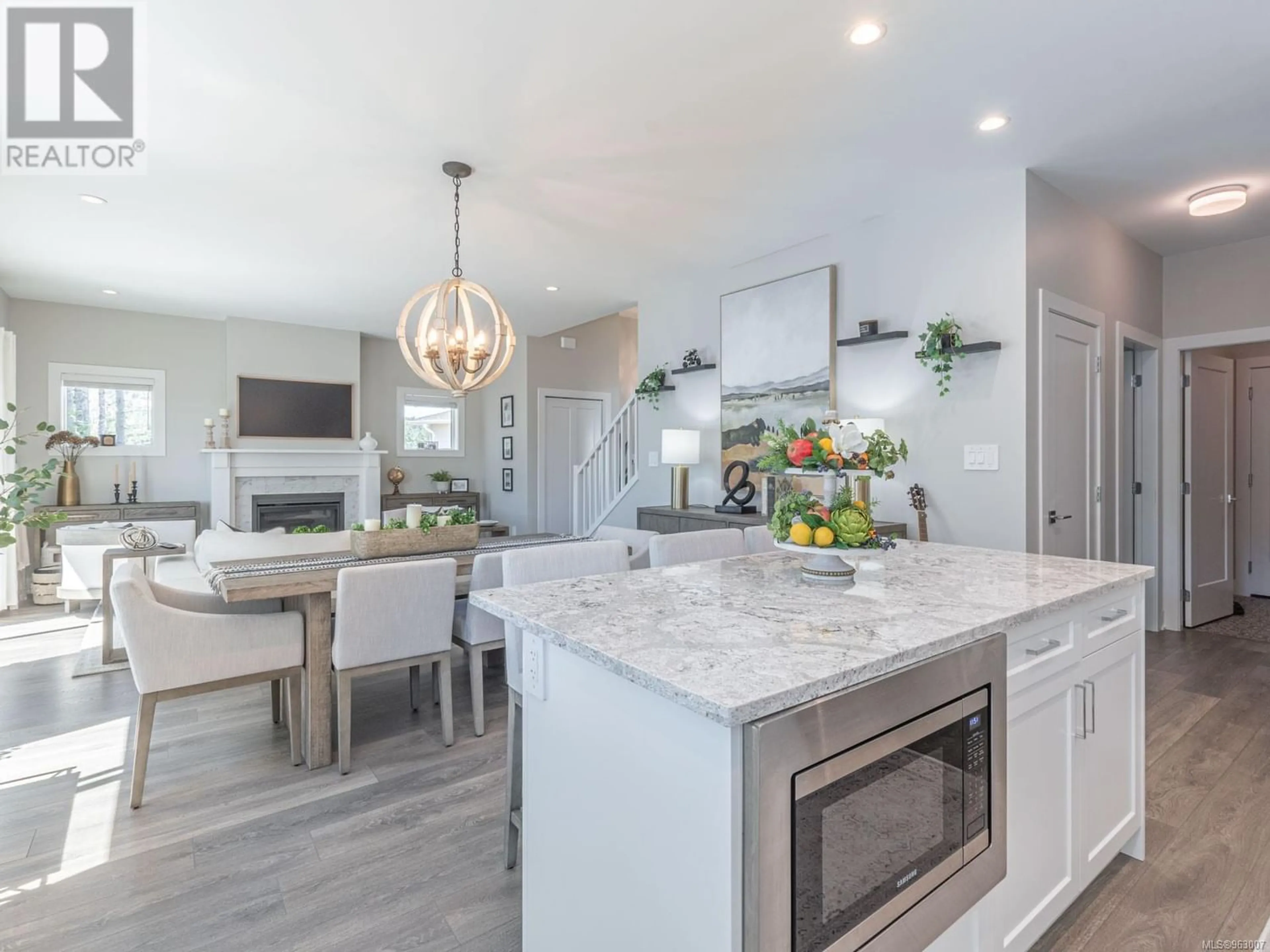 Contemporary kitchen for 2784 Celestial Crt, Langford British Columbia V9B3R6