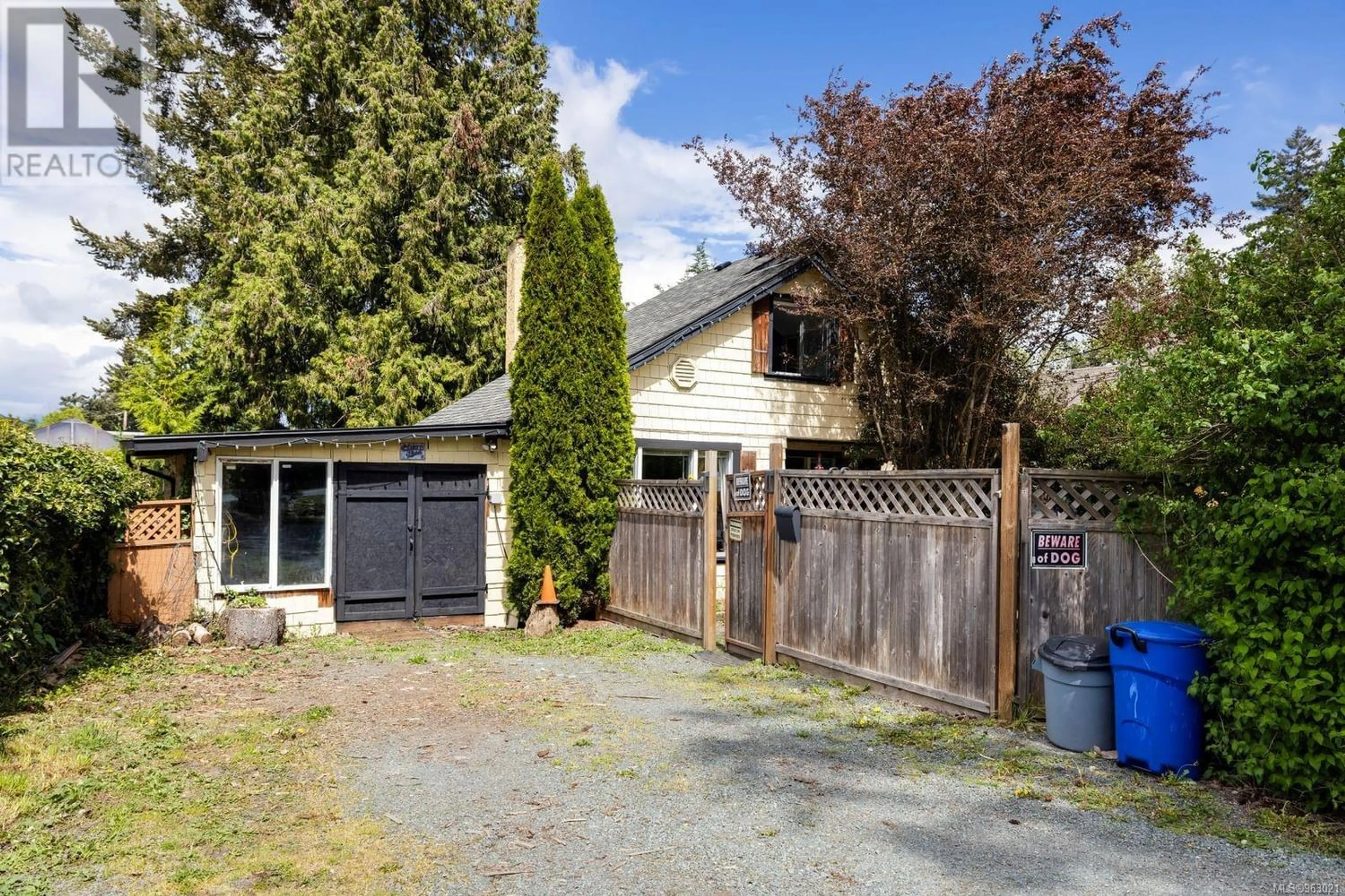 Frontside or backside of a home for 3037 Sherman Rd, Duncan British Columbia V9L2B9