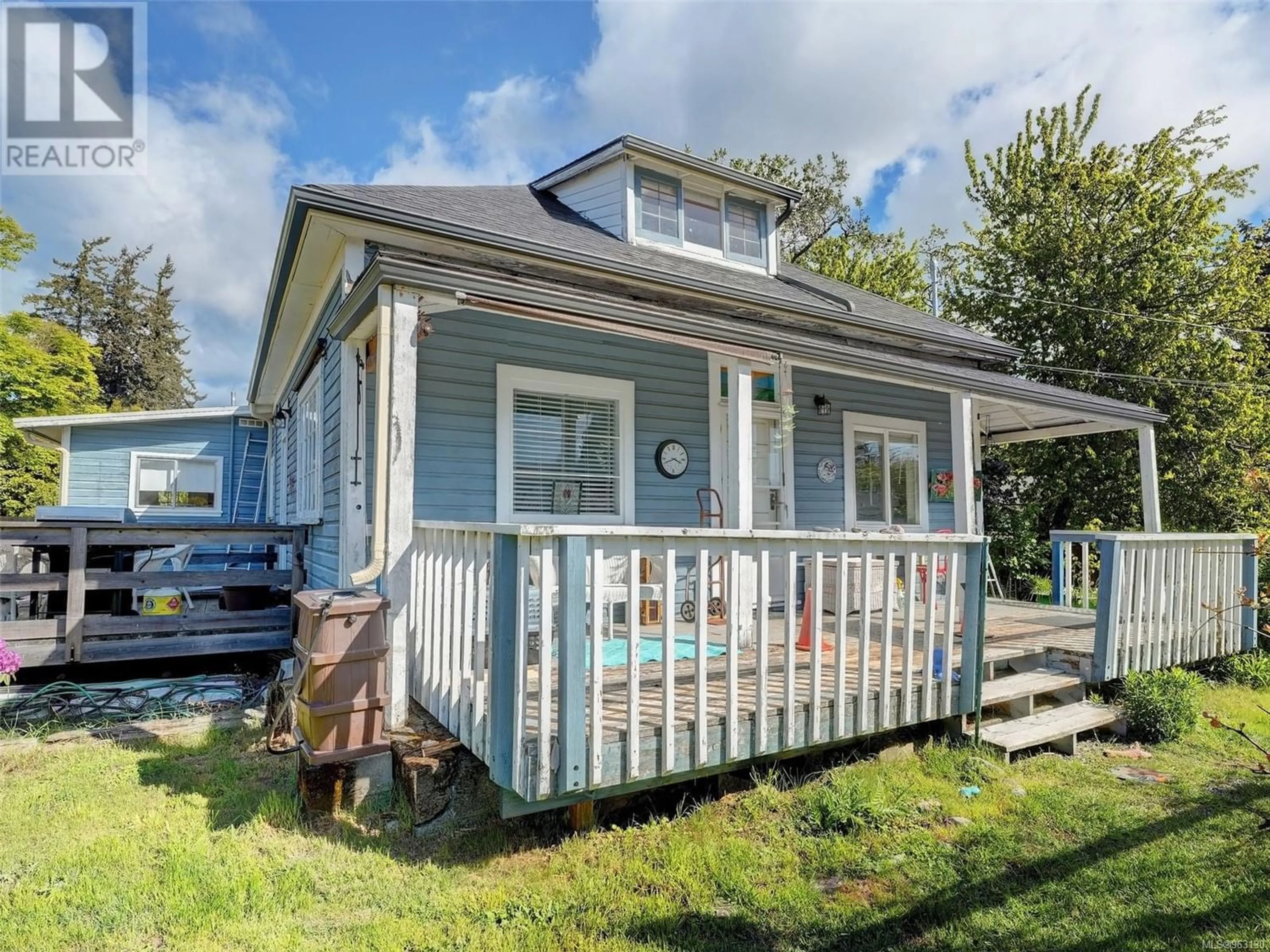 Cottage for 596 Donovan Ave, Colwood British Columbia V9B4Y5
