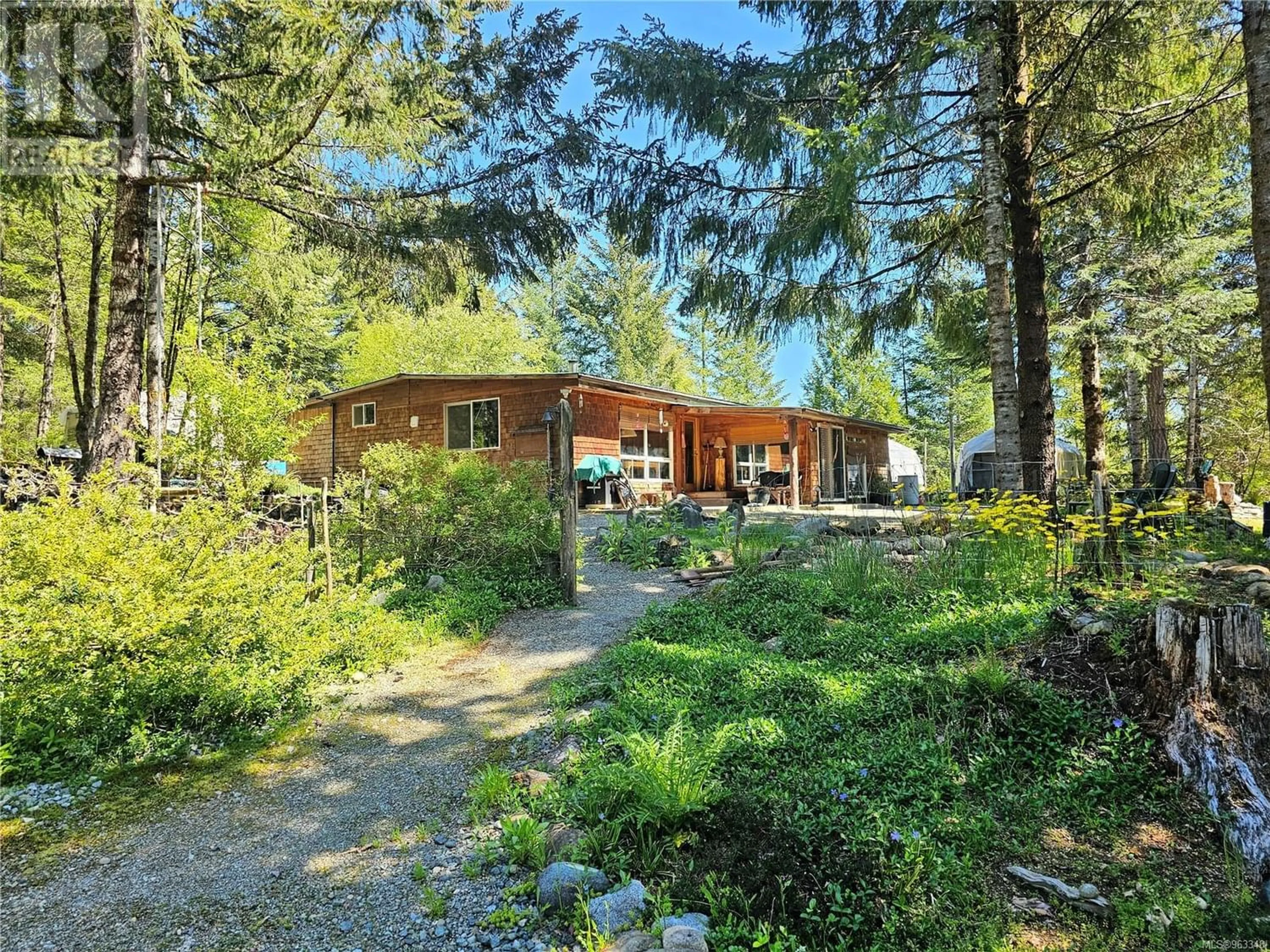 Cottage for 9211 Central Lake Rd, Port Alberni British Columbia V9Y8Z1