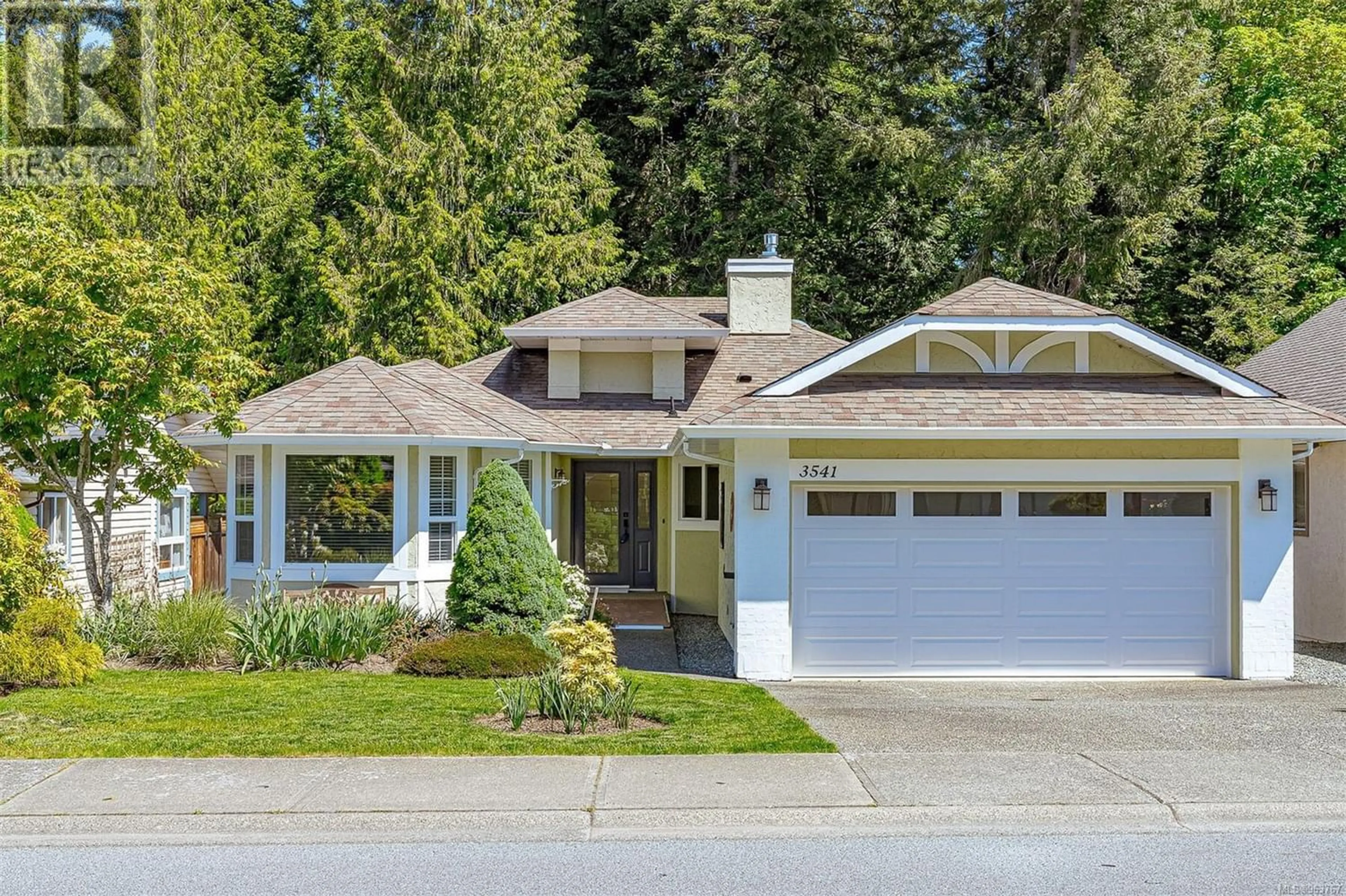 Frontside or backside of a home for 3541 Arbutus Dr S, Cobble Hill British Columbia V8H0K8