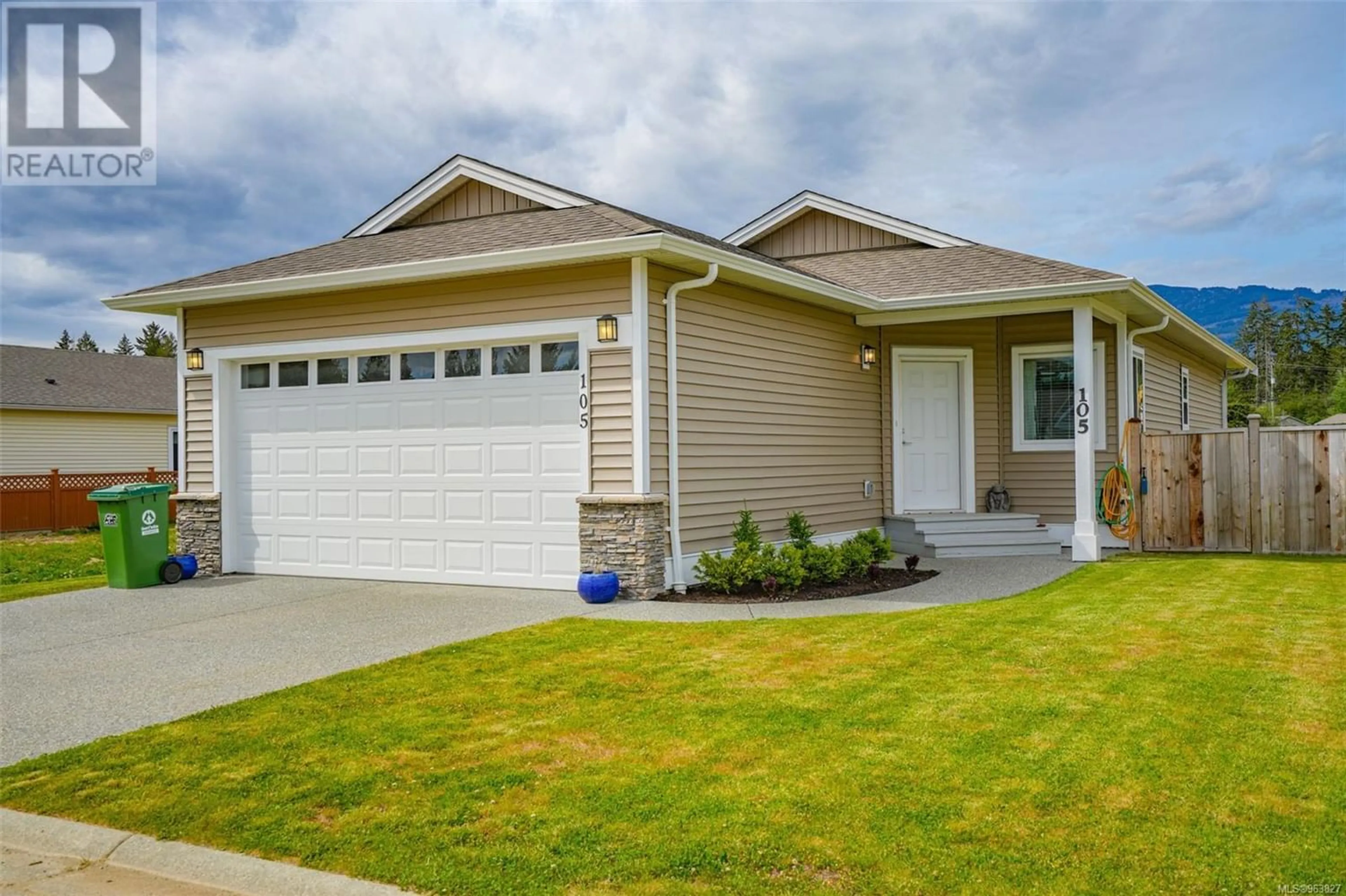 Frontside or backside of a home for 105 5700 Pierce Rd, Port Alberni British Columbia V9Y0A3