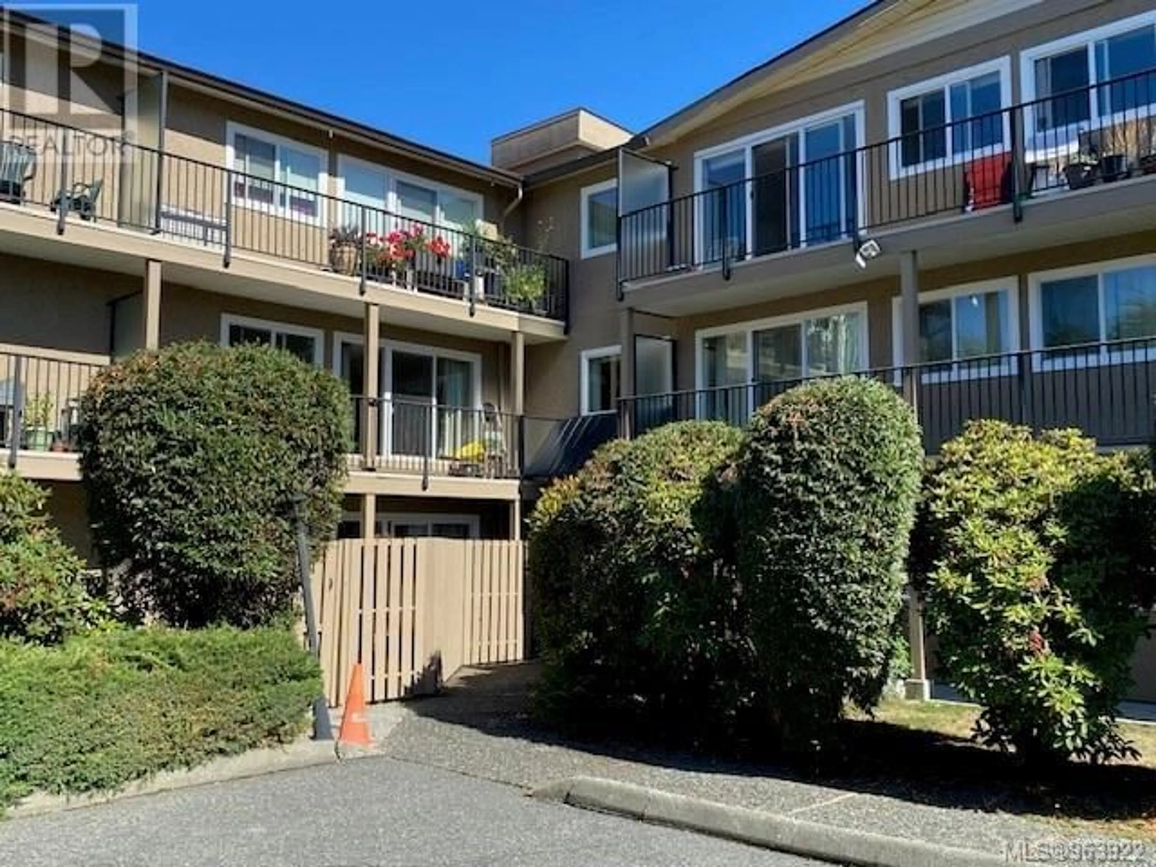 A pic from exterior of the house or condo for 208 2515 Alexander St, Duncan British Columbia V9L2W8