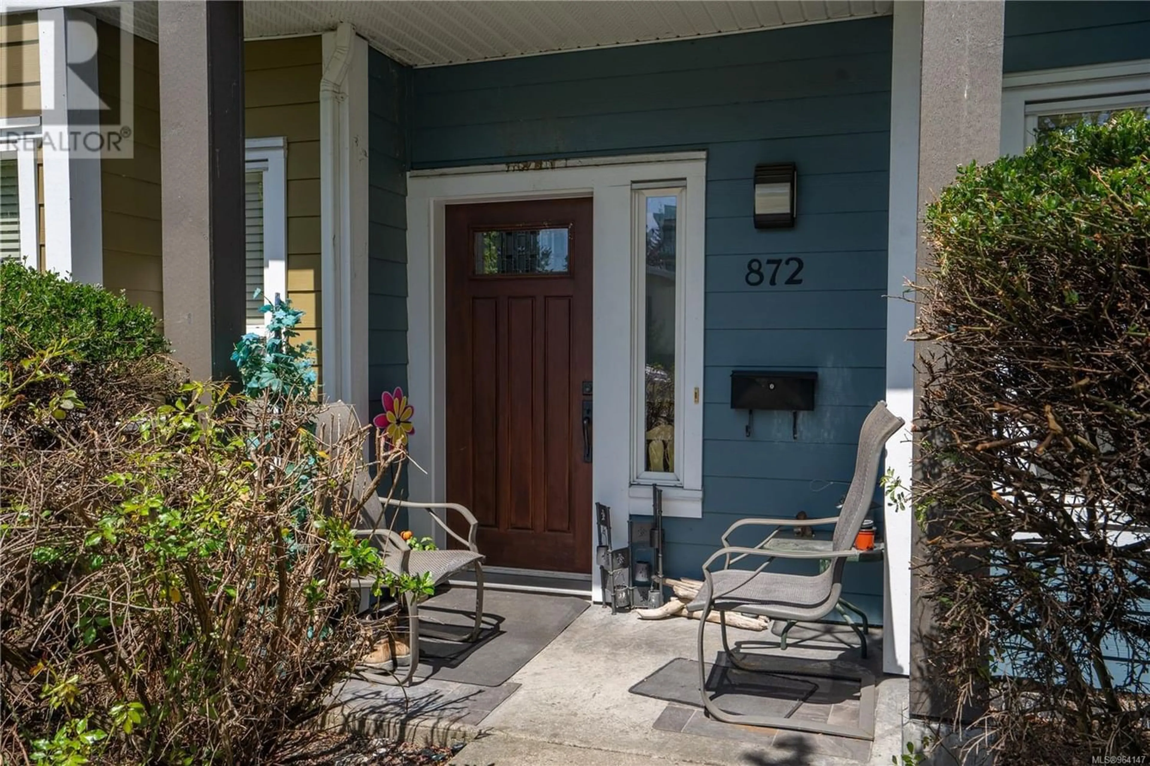 Indoor entryway for 872 Brock Ave, Langford British Columbia V9B3C6