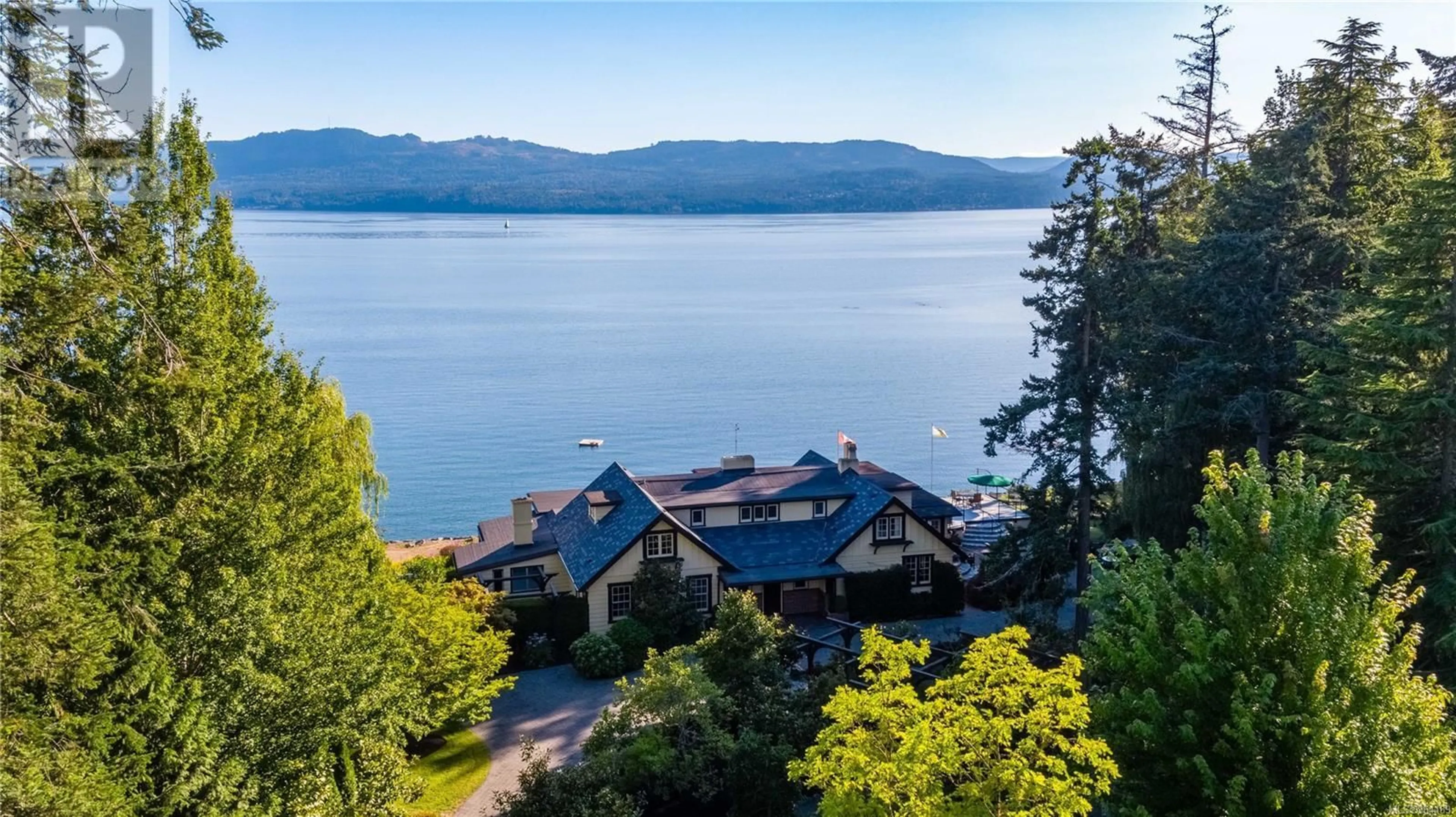 A pic from outside/outdoor area/front of a property/back of a property/a pic from drone, water/lake/river/ocean view for 605 TOWNER PARK ROAD, North Saanich British Columbia V8L5L7