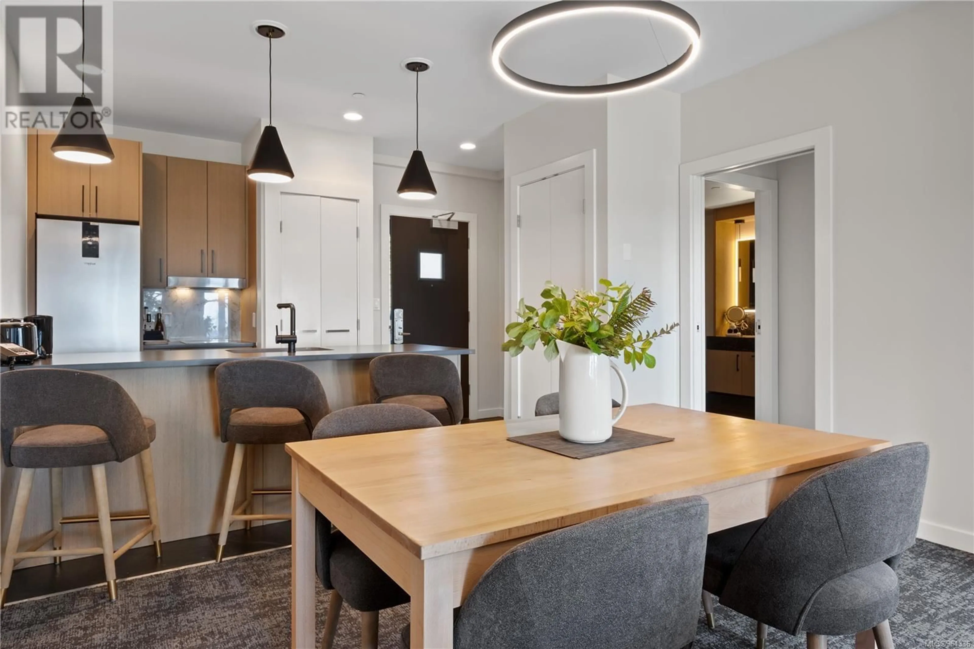 Contemporary kitchen, unknown for 1801 - 596 MARINE DRIVE, Ucluelet British Columbia V0R3A0