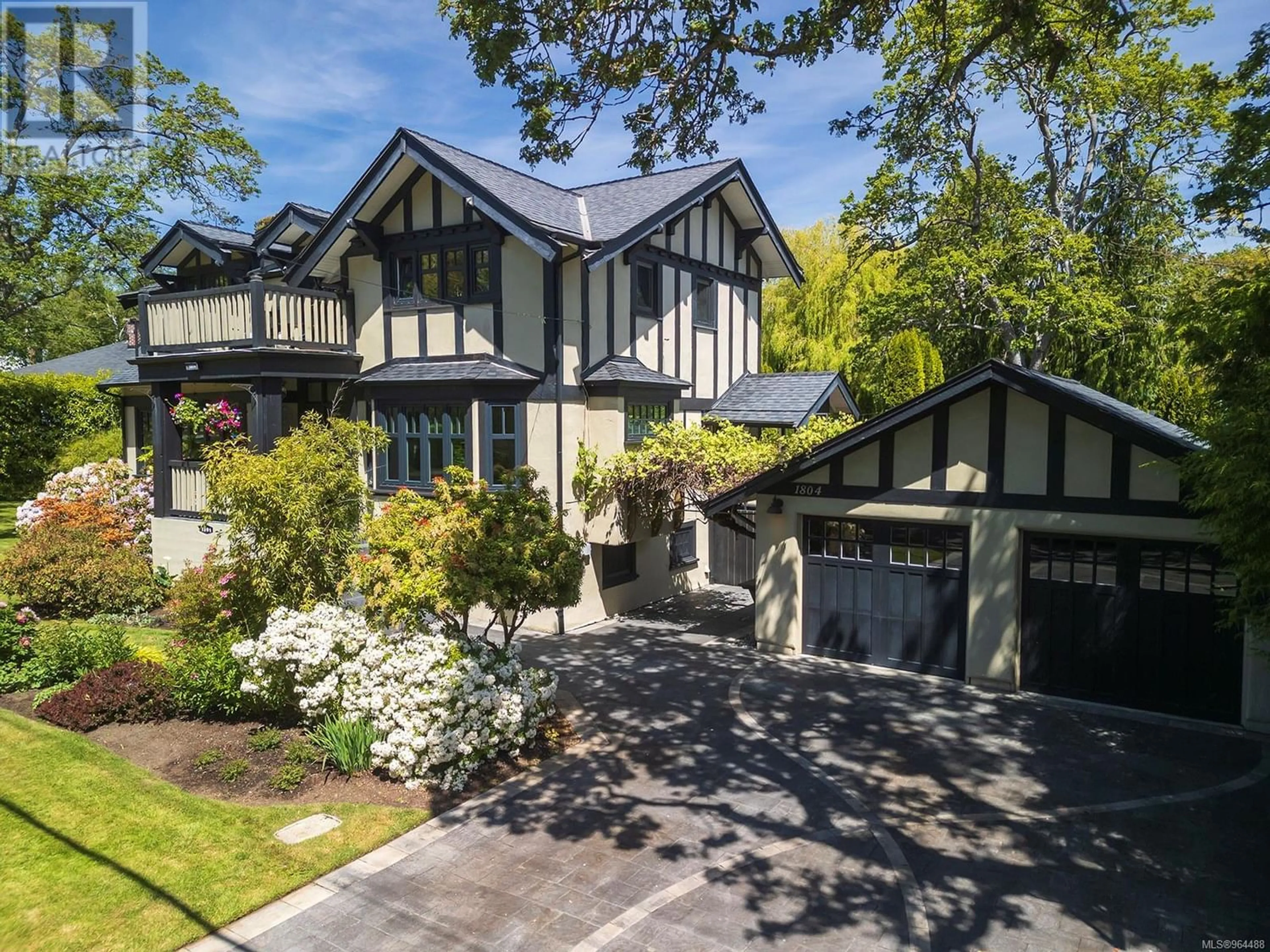 Frontside or backside of a home for 1804 Quamichan St, Victoria British Columbia V8S2B3