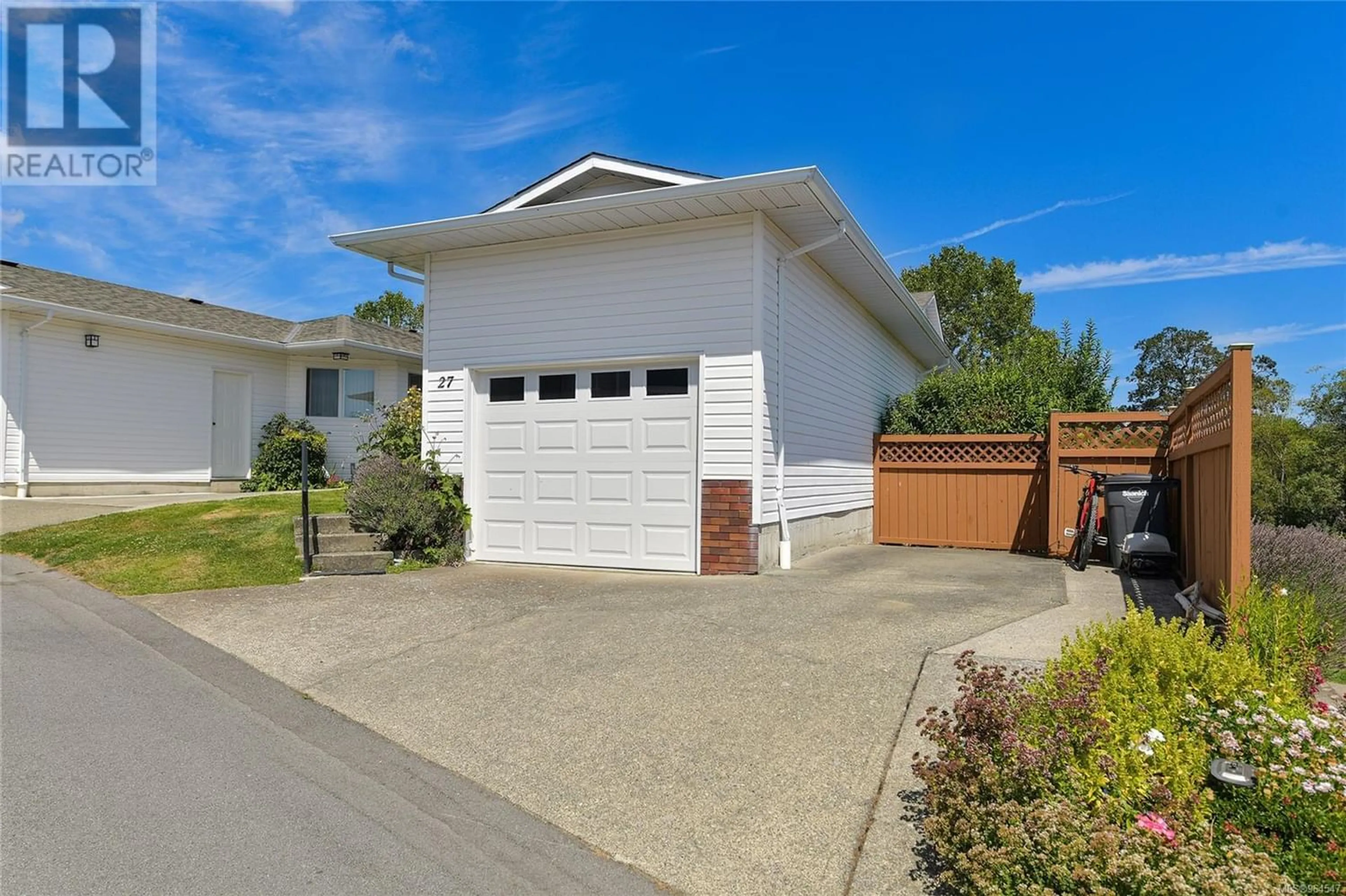 Frontside or backside of a home for 27 4125 Interurban Rd, Saanich British Columbia V8Z4W8