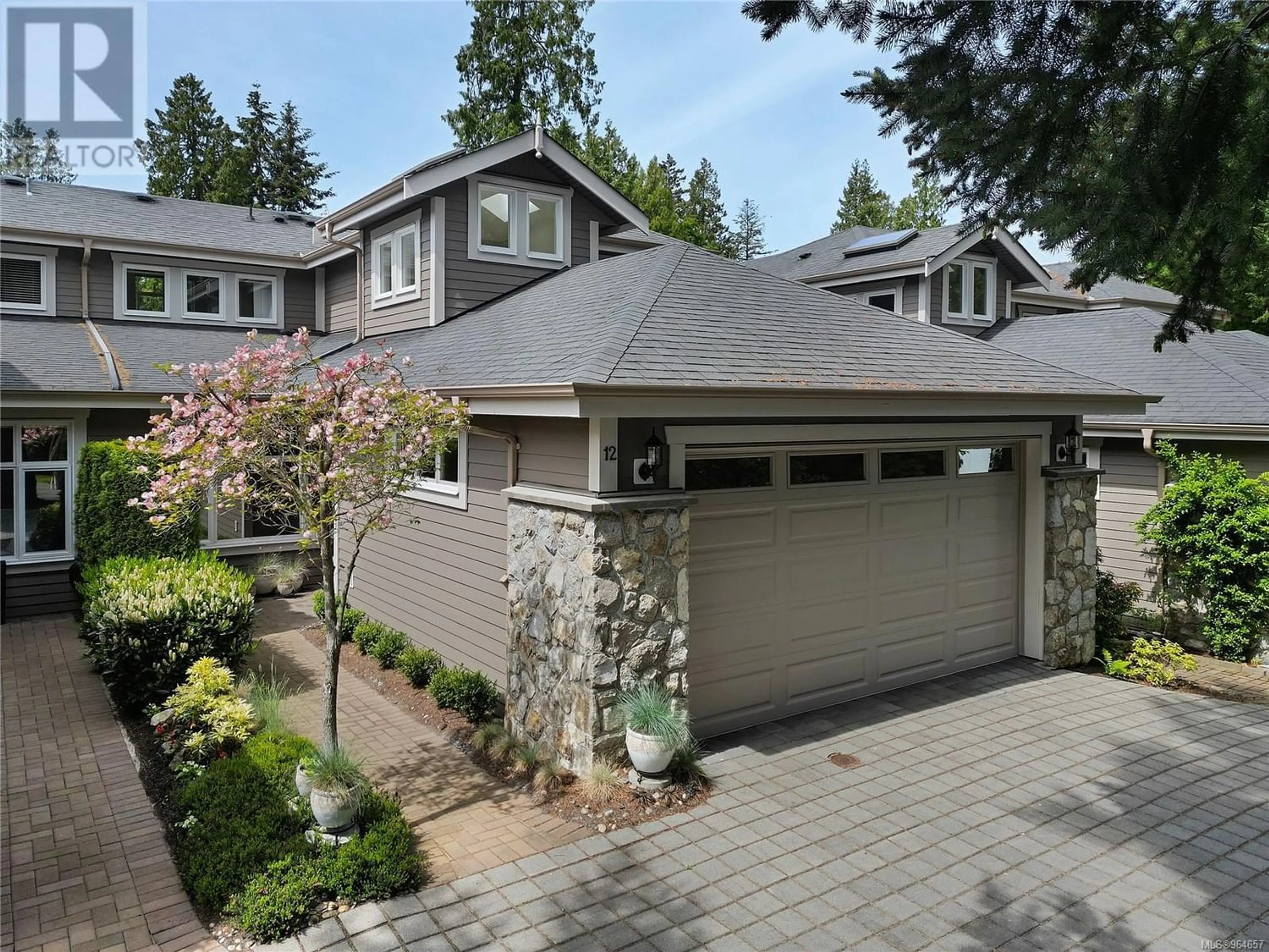 Frontside or backside of a home for 12 974 Sutcliffe Rd, Saanich British Columbia V8Y1M8