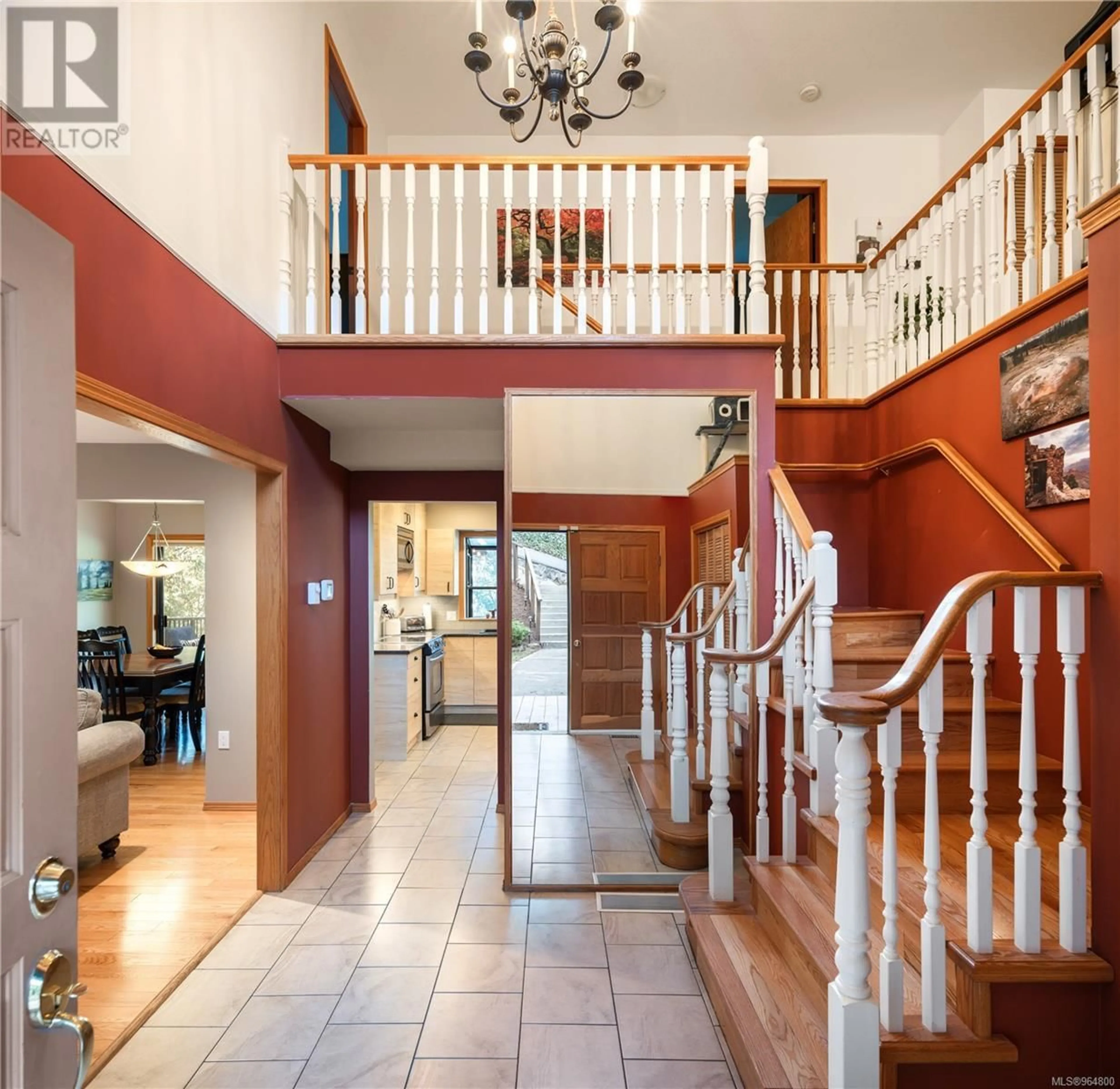 Indoor foyer for 1397 Kingsview Rd, Duncan British Columbia V9L5P1