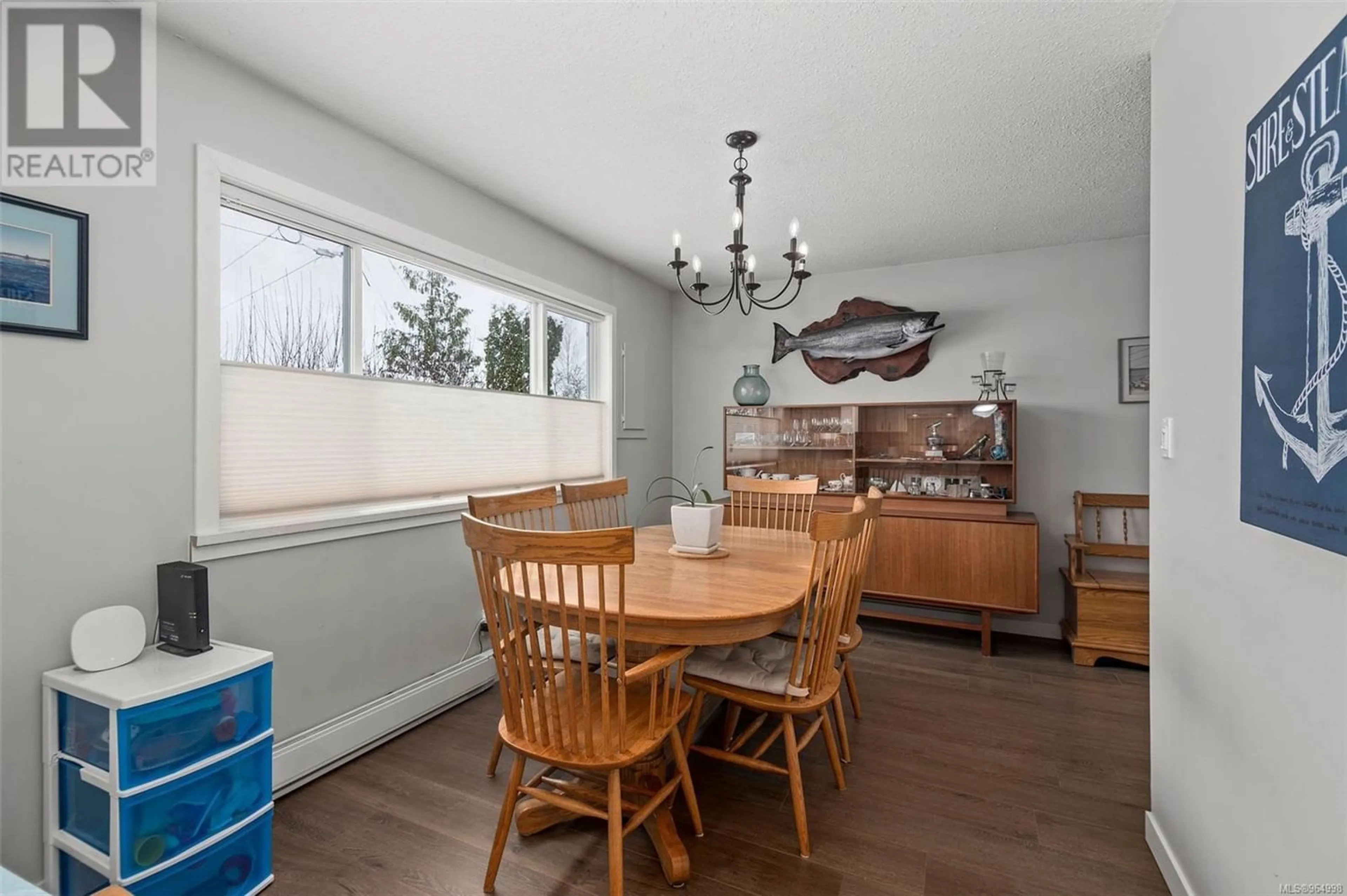 Dining room for 2062 Palmer Rd, Campbell River British Columbia V9W1M5