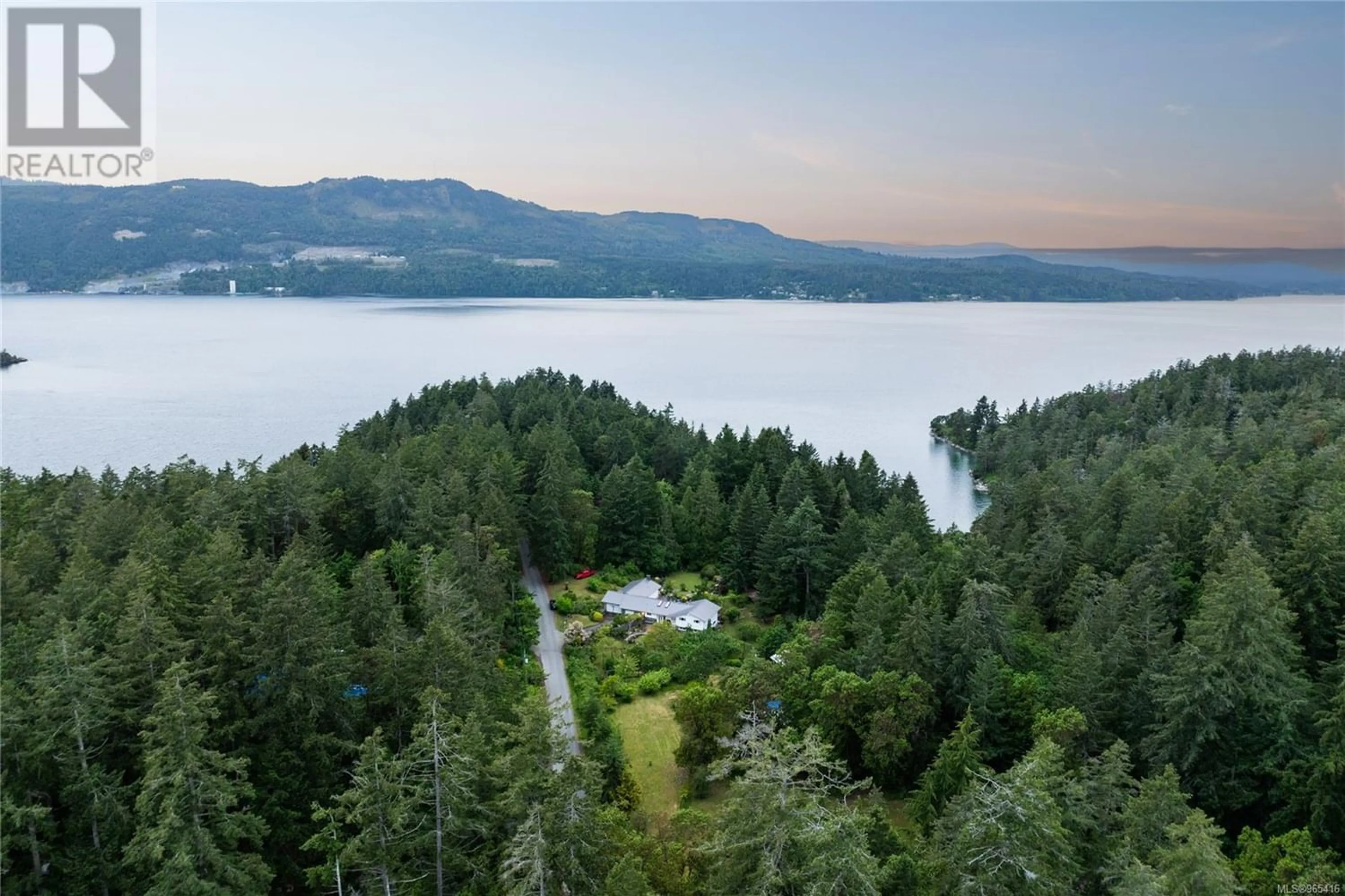 Lakeview for 630 Senanus Dr, Central Saanich British Columbia V8M1S5