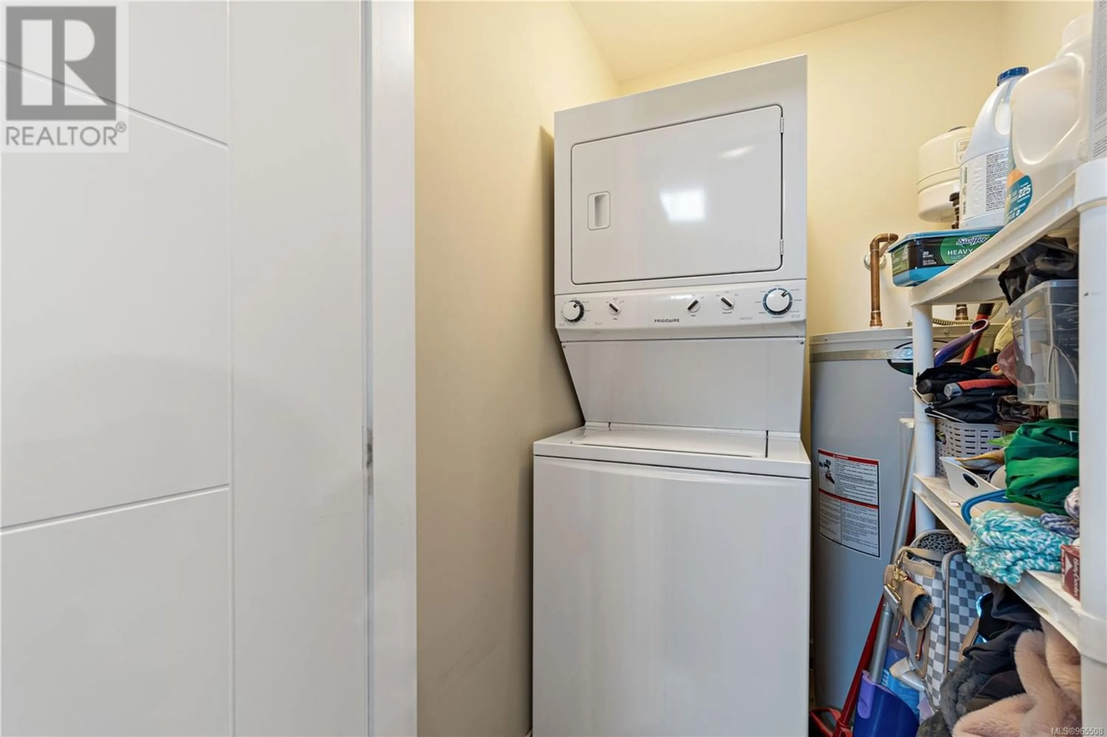 Laundry room for 306 4960 Songbird Pl, Nanaimo British Columbia V9T0H7