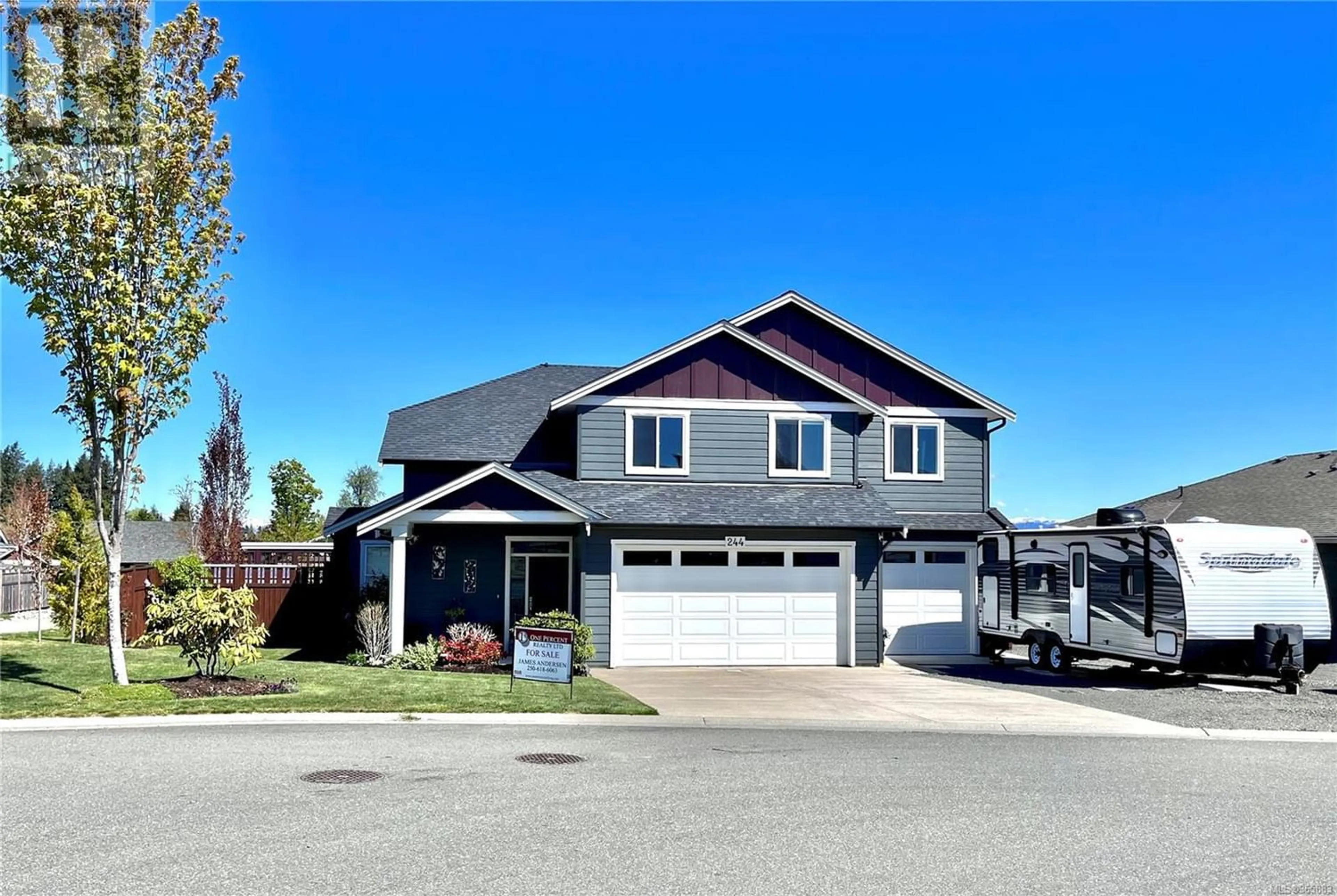 Frontside or backside of a home for 244 Michigan Dr, Campbell River British Columbia V9H0C7