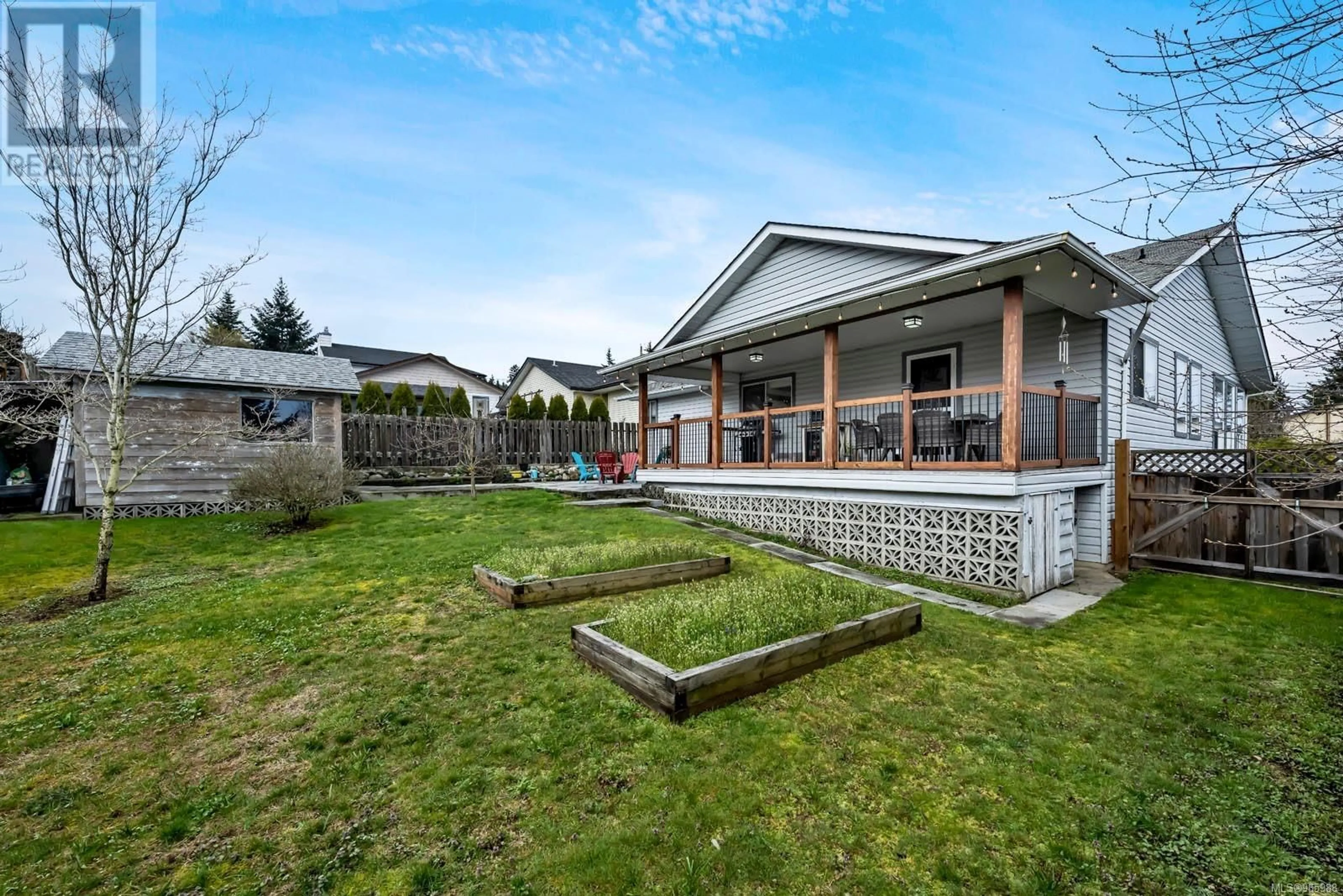 Patio for 3260 Cook St, Chemainus British Columbia V0R1K2