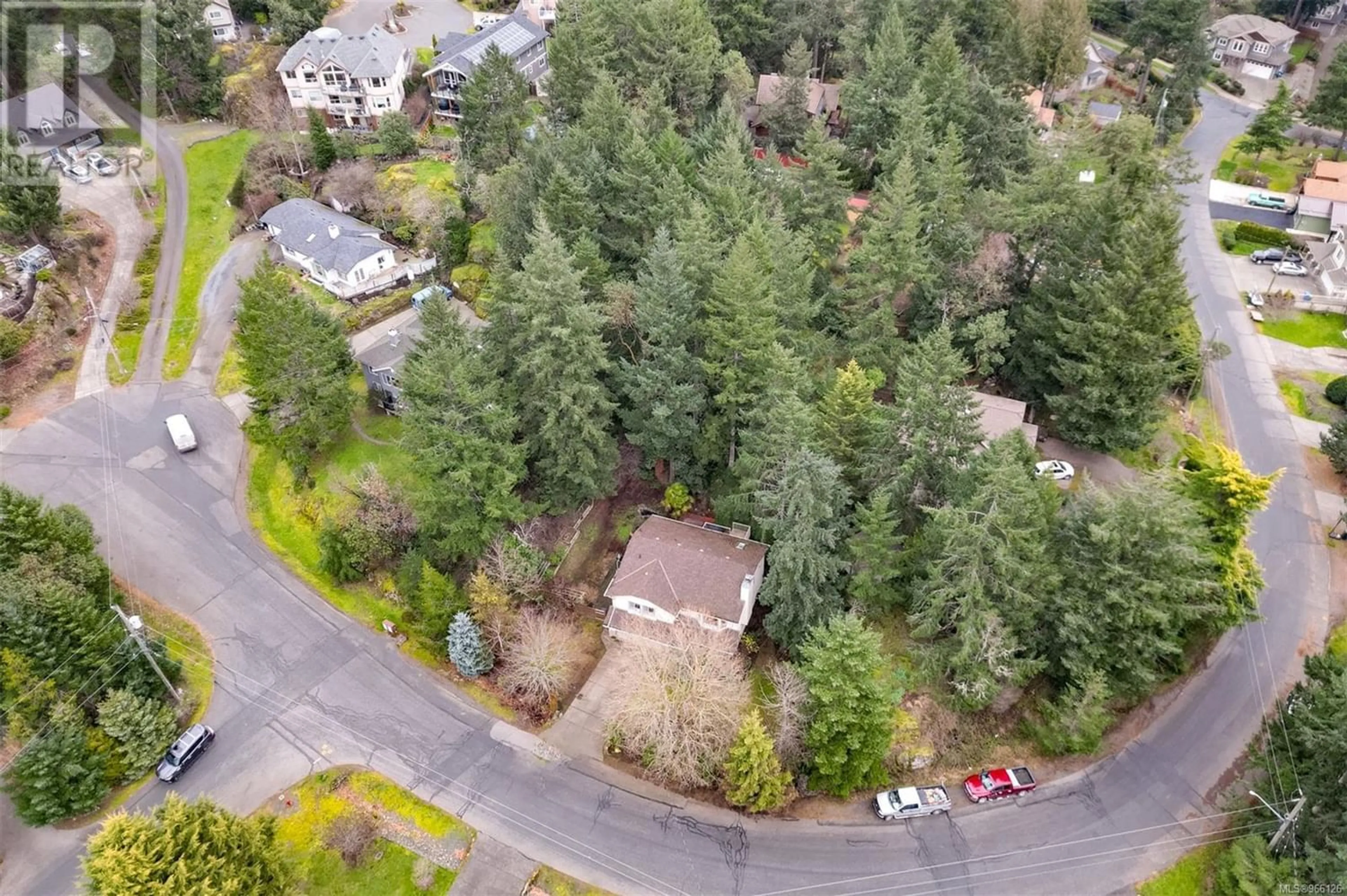 Frontside or backside of a home for 654 Rason Rd, Langford British Columbia V9B6C6