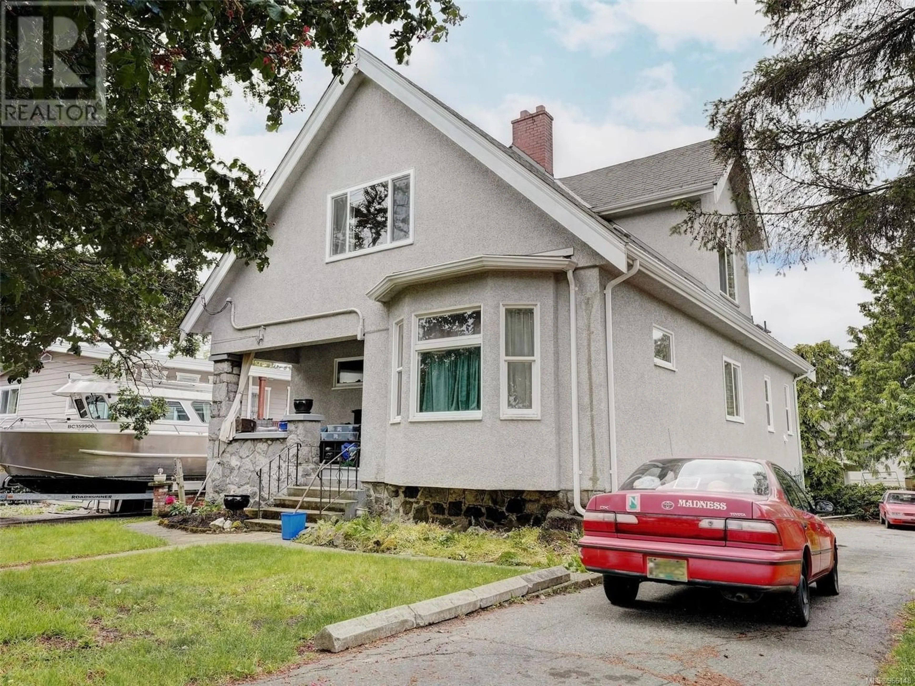 Frontside or backside of a home for 730 Craigflower Rd, Victoria British Columbia V9A2W5