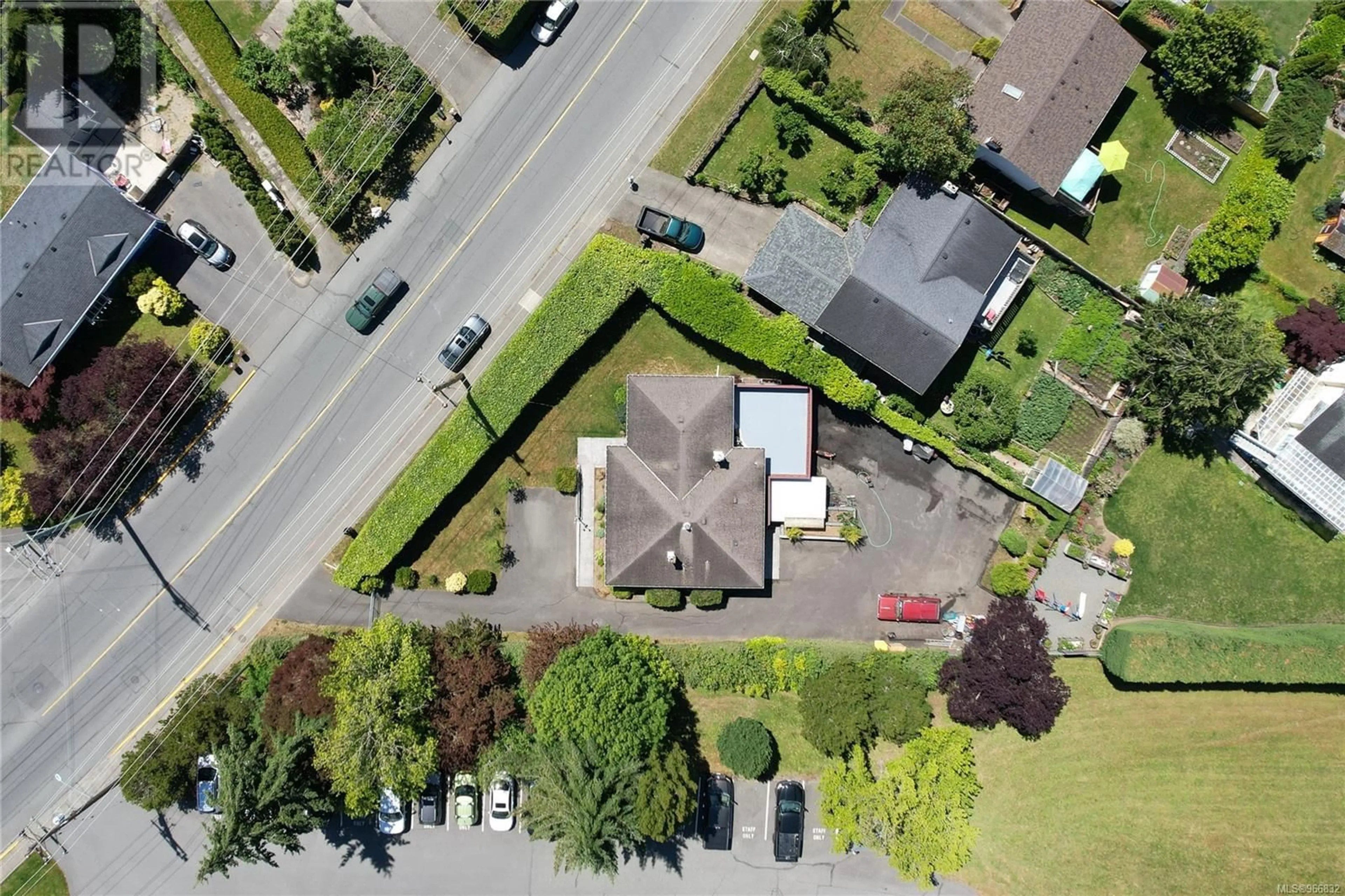 Frontside or backside of a home for 7794 Wallace Dr, Central Saanich British Columbia V8M1T2