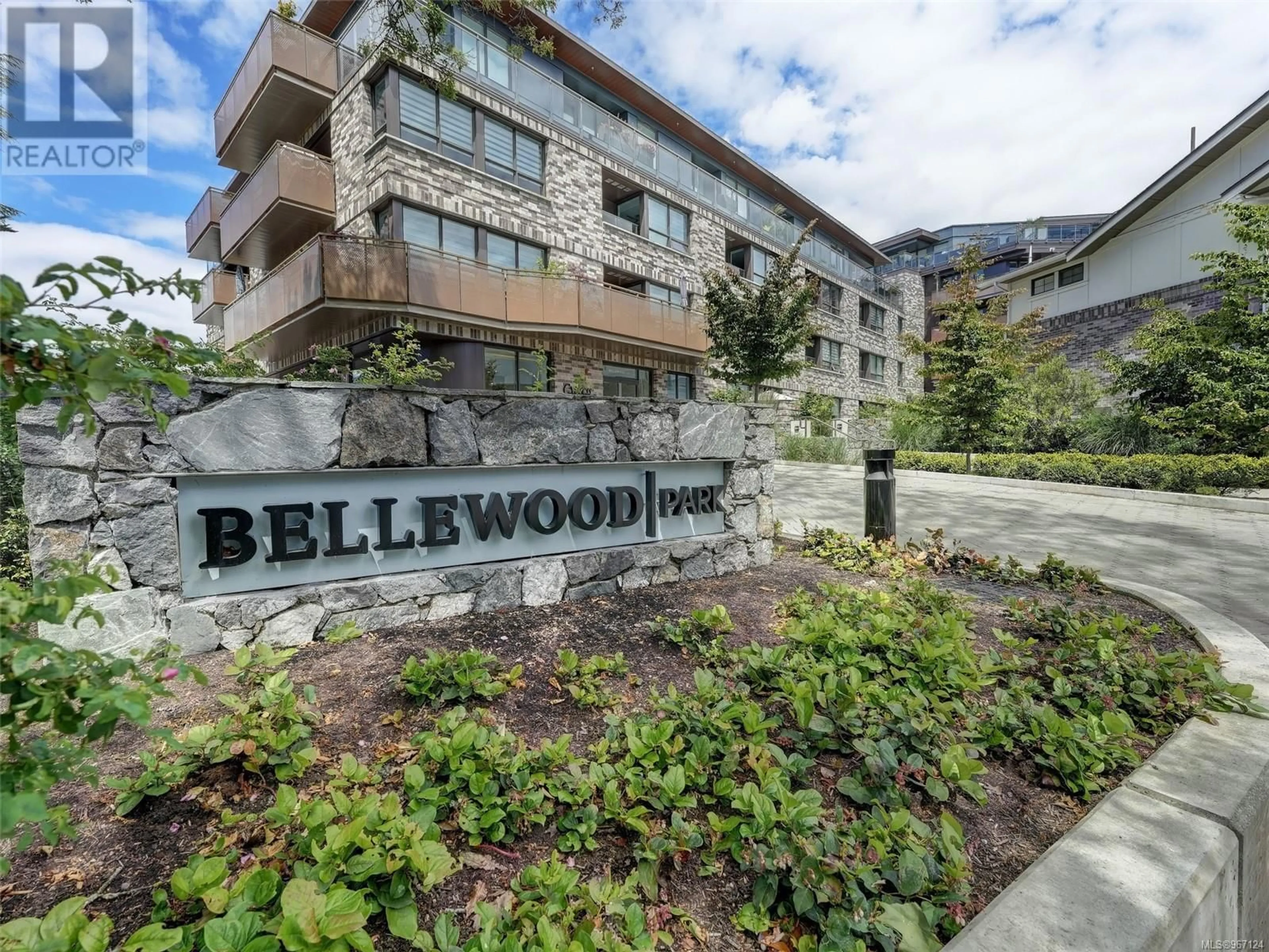 A pic from exterior of the house or condo for 102 1018 Pentrelew Pl, Victoria British Columbia V8V3L1