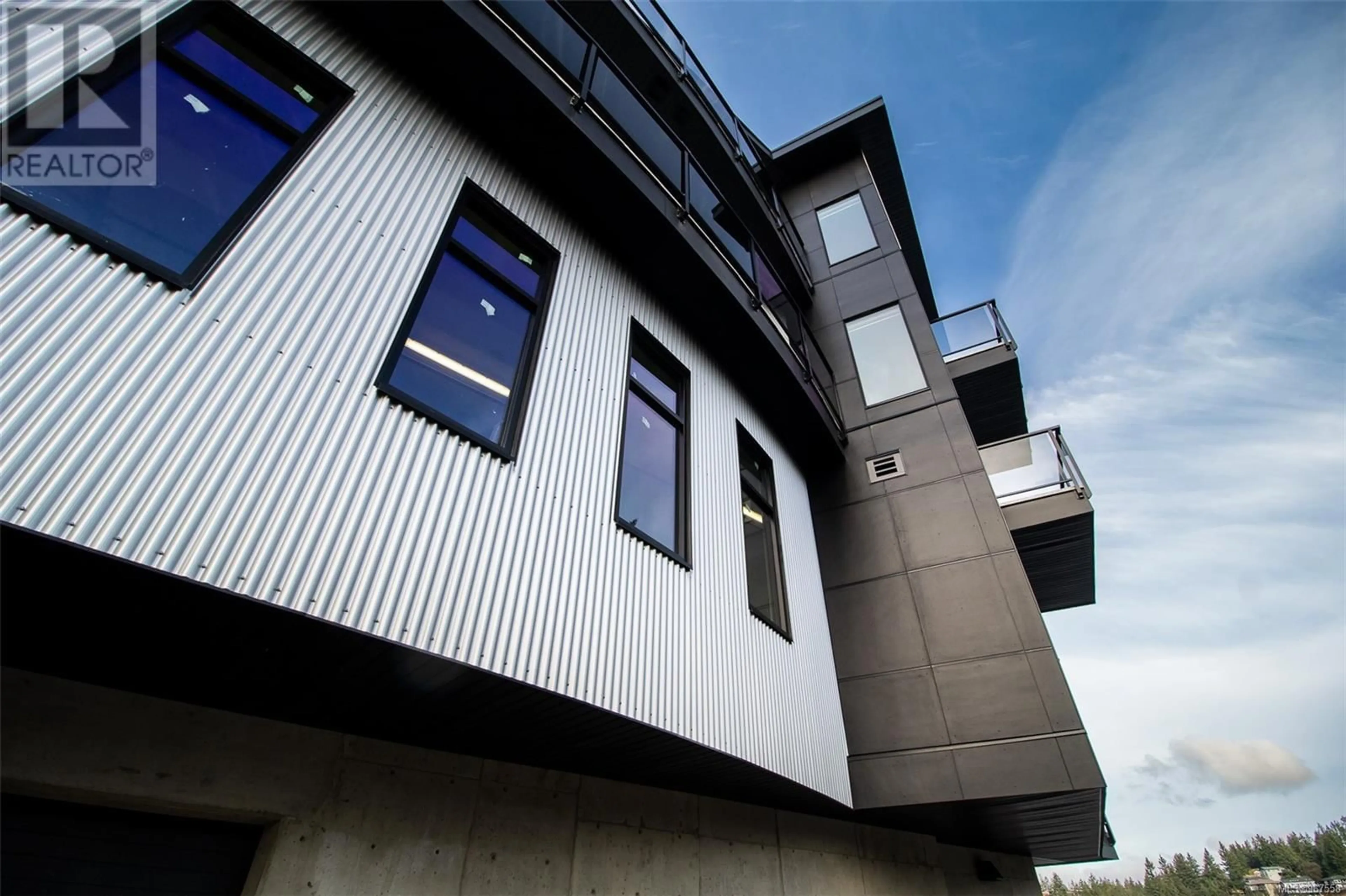 Home with vinyl exterior material, building for 205 - 4474 WELLINGTON ROAD, Nanaimo British Columbia V9T2H3