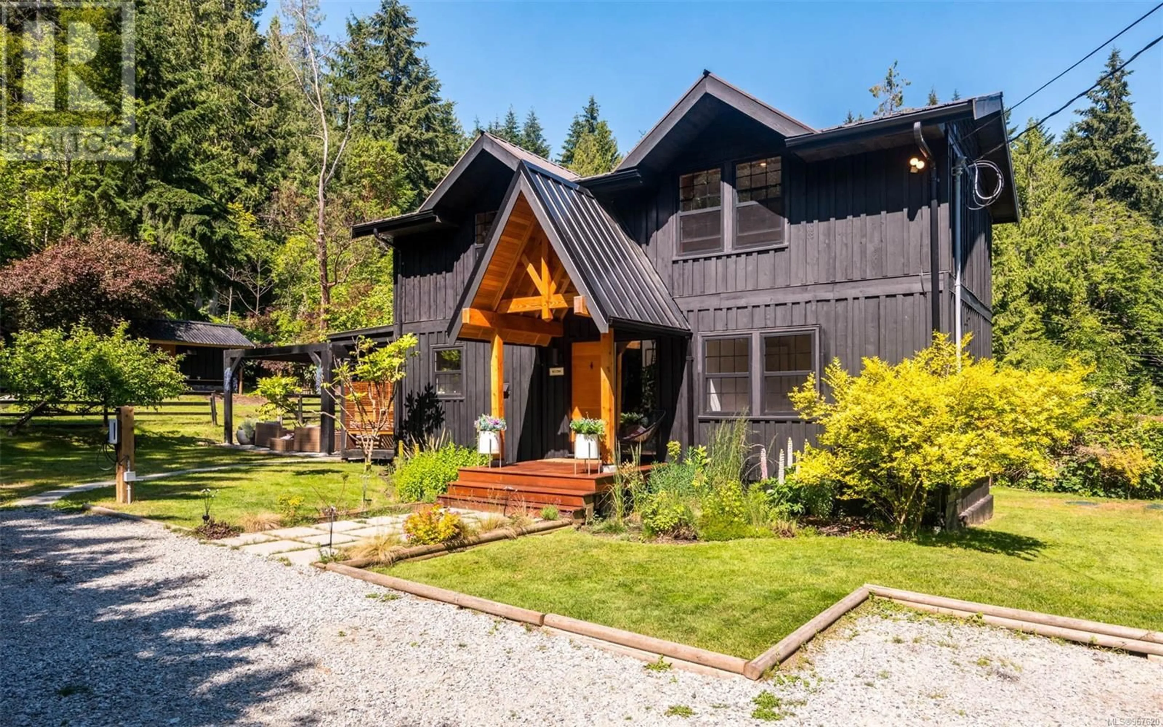 Cottage for 543 Rainbow Rd, Salt Spring British Columbia V8K2M6