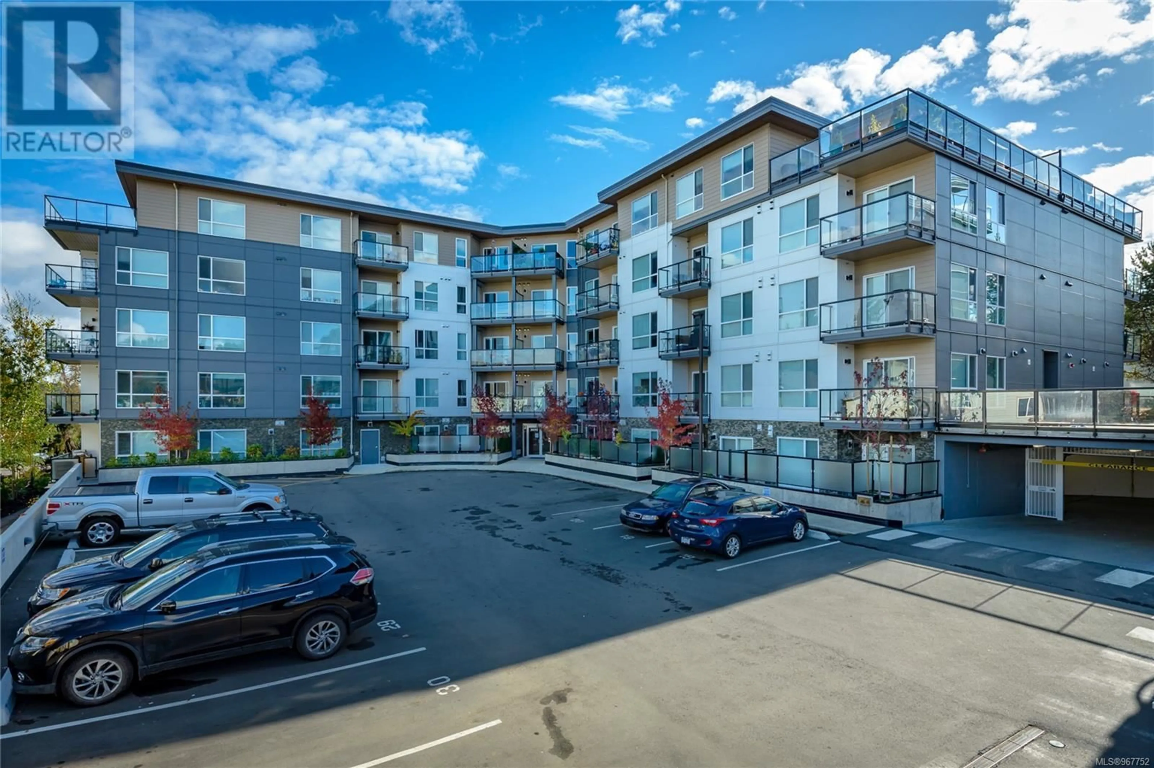 A pic from exterior of the house or condo, the front or back of building for 205 3070 Kilpatrick Ave, Courtenay British Columbia V9N3P6