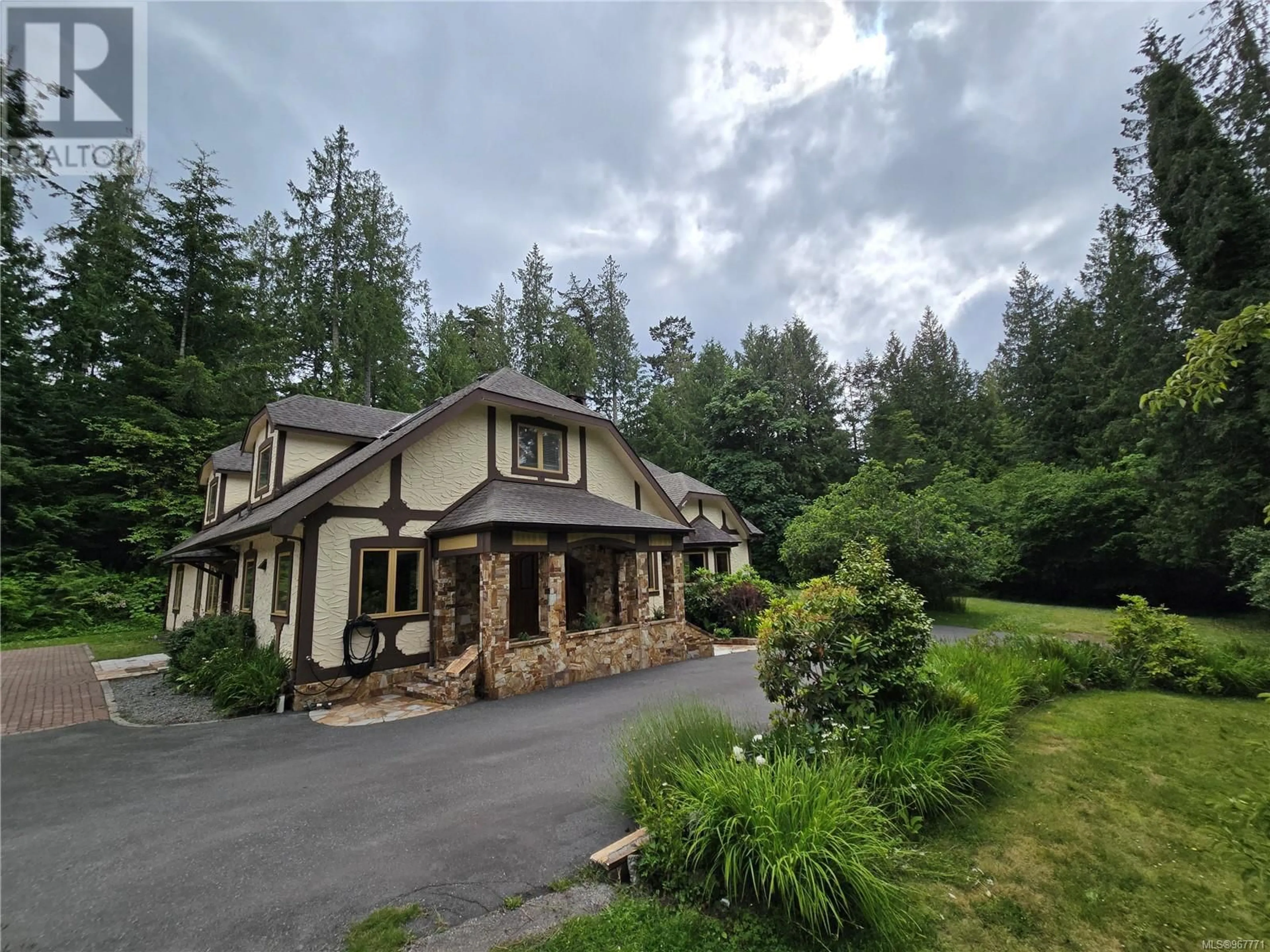 Frontside or backside of a home, cottage for 8401 Lawrence Rd, Central Saanich British Columbia V8M1S5