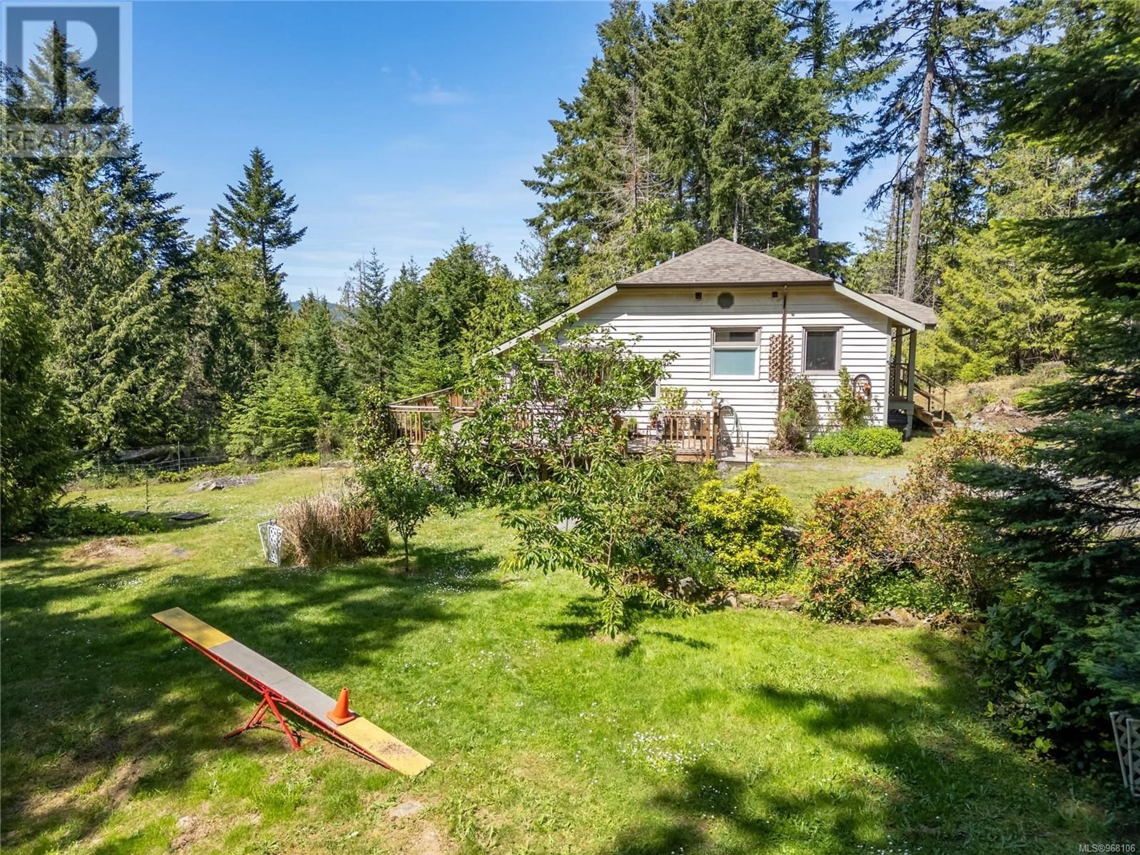 Frontside or backside of a home for 1105 Stanley Point Rd, Pender Island British Columbia V0N2M1