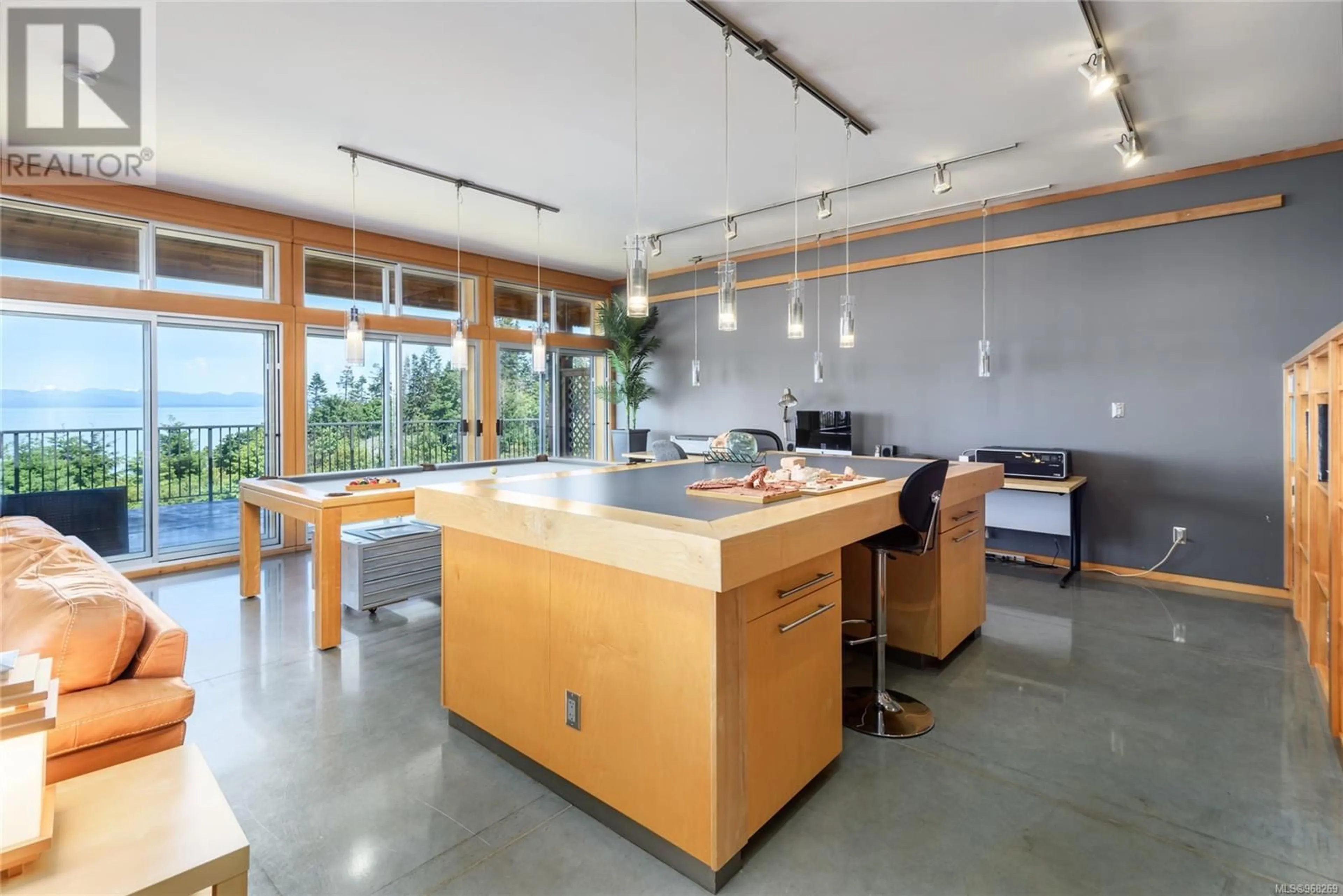 Open concept kitchen, cement floor for 7939 LENWOOD ROAD, Merville British Columbia V0R2M0