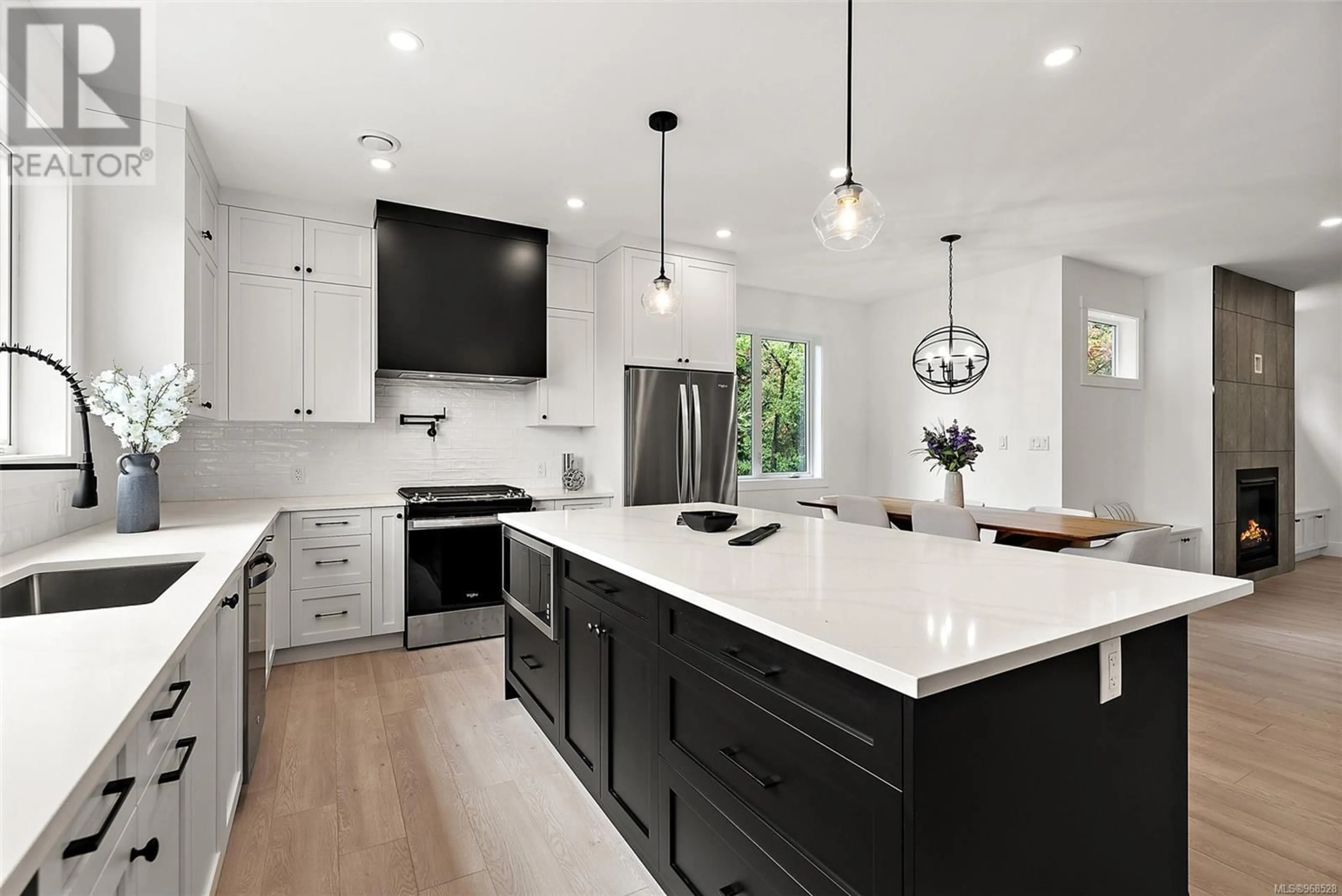 Contemporary kitchen for 150 Atkins Rd, View Royal British Columbia V9B6V4