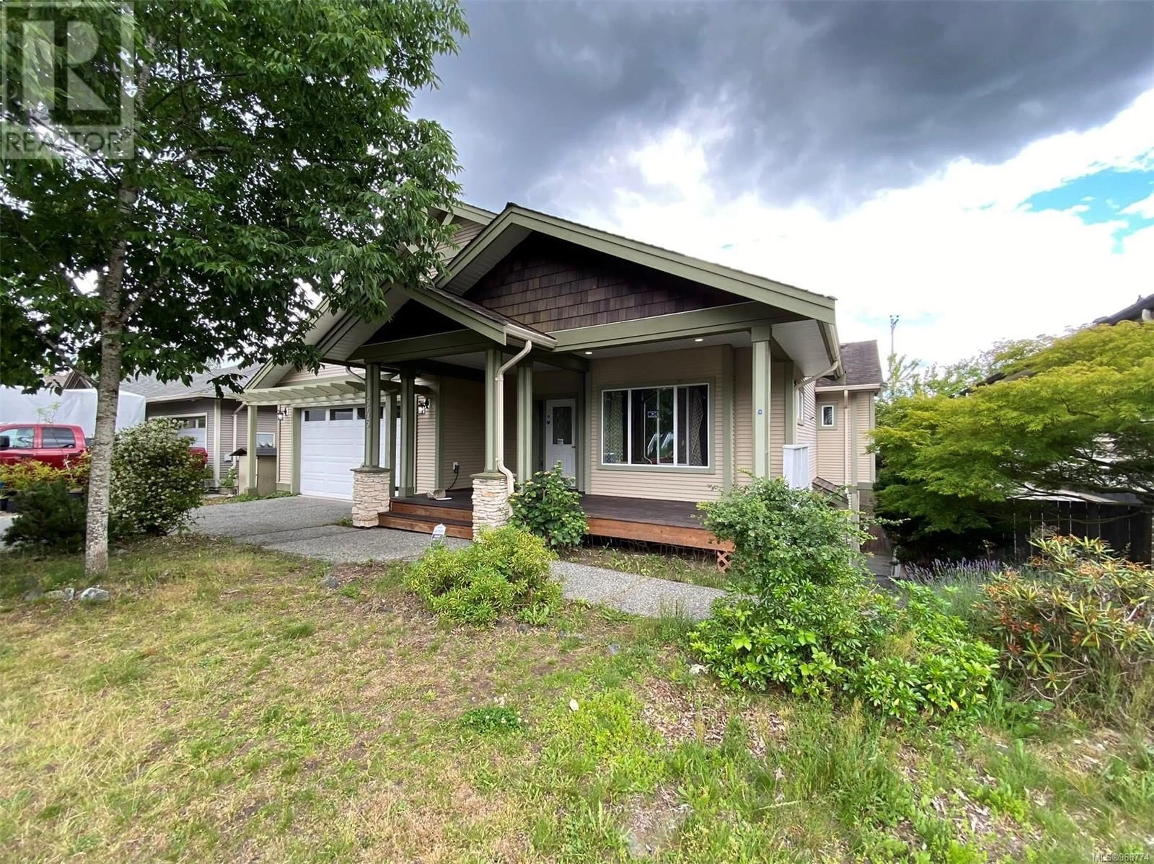 Frontside or backside of a home, cottage for 545 Poets Trail Dr, Nanaimo British Columbia V9R7C4