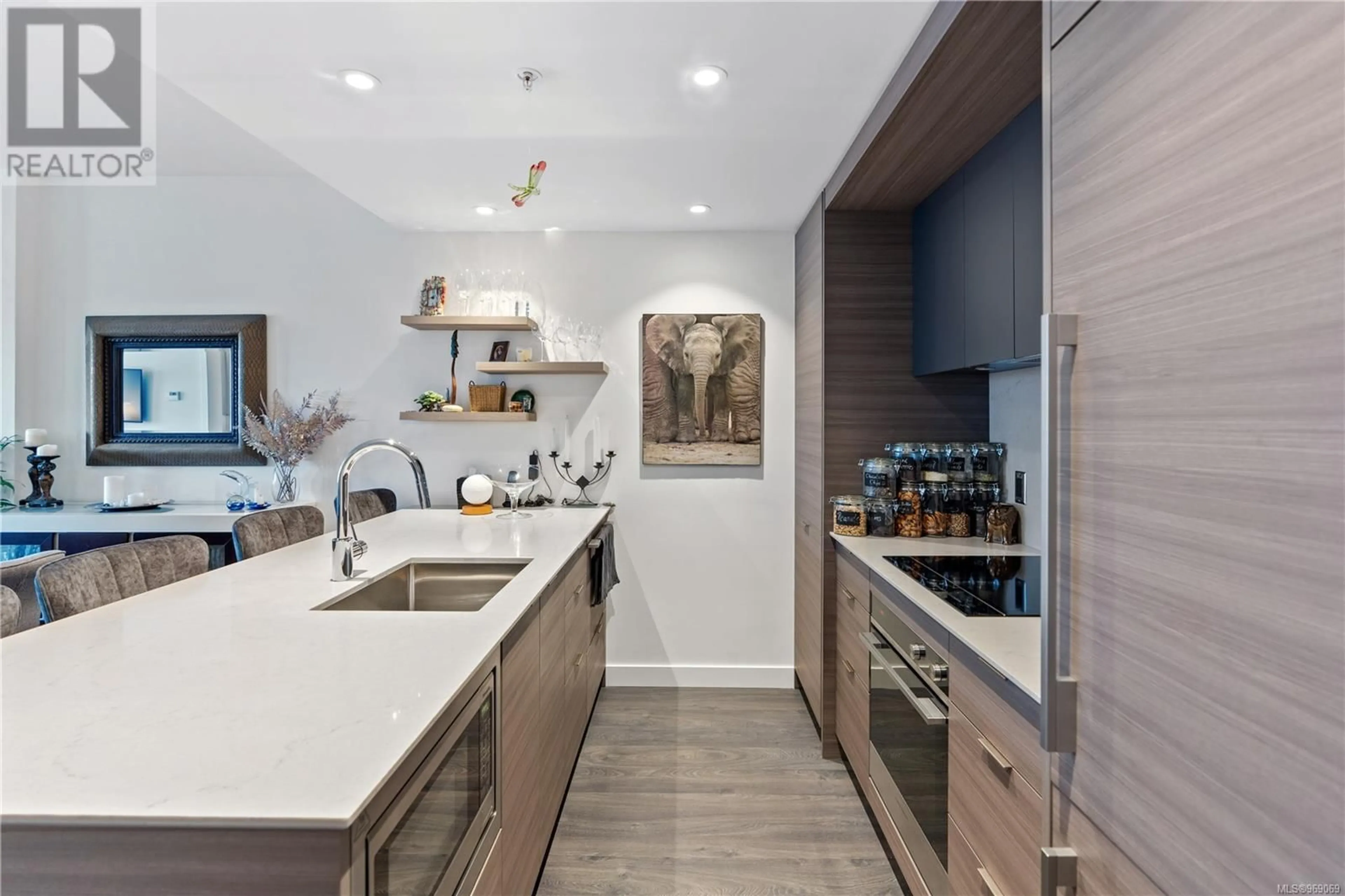 Contemporary kitchen for 309 848 Yates St, Victoria British Columbia V8W0G2