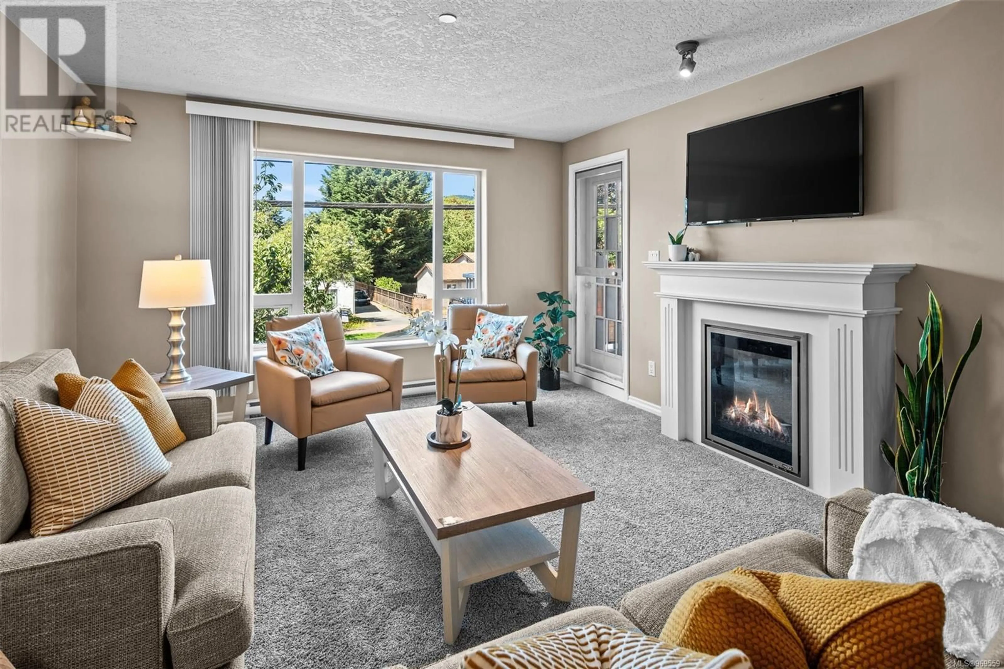 Living room for 208 2823 Jacklin Rd, Langford British Columbia V9B3Y1