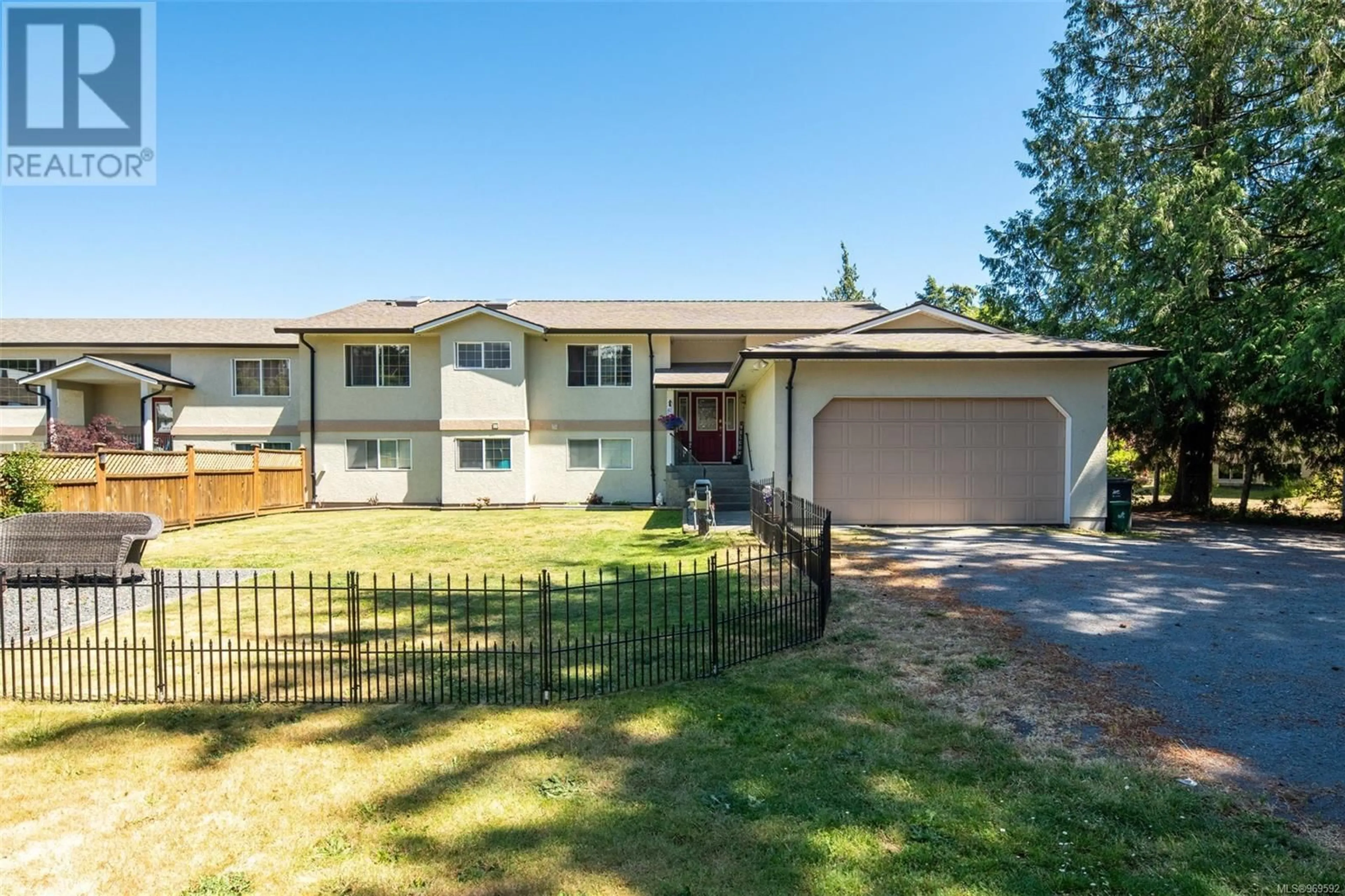Frontside or backside of a home for 3373 Luxton Rd, Langford British Columbia V9C2Y9