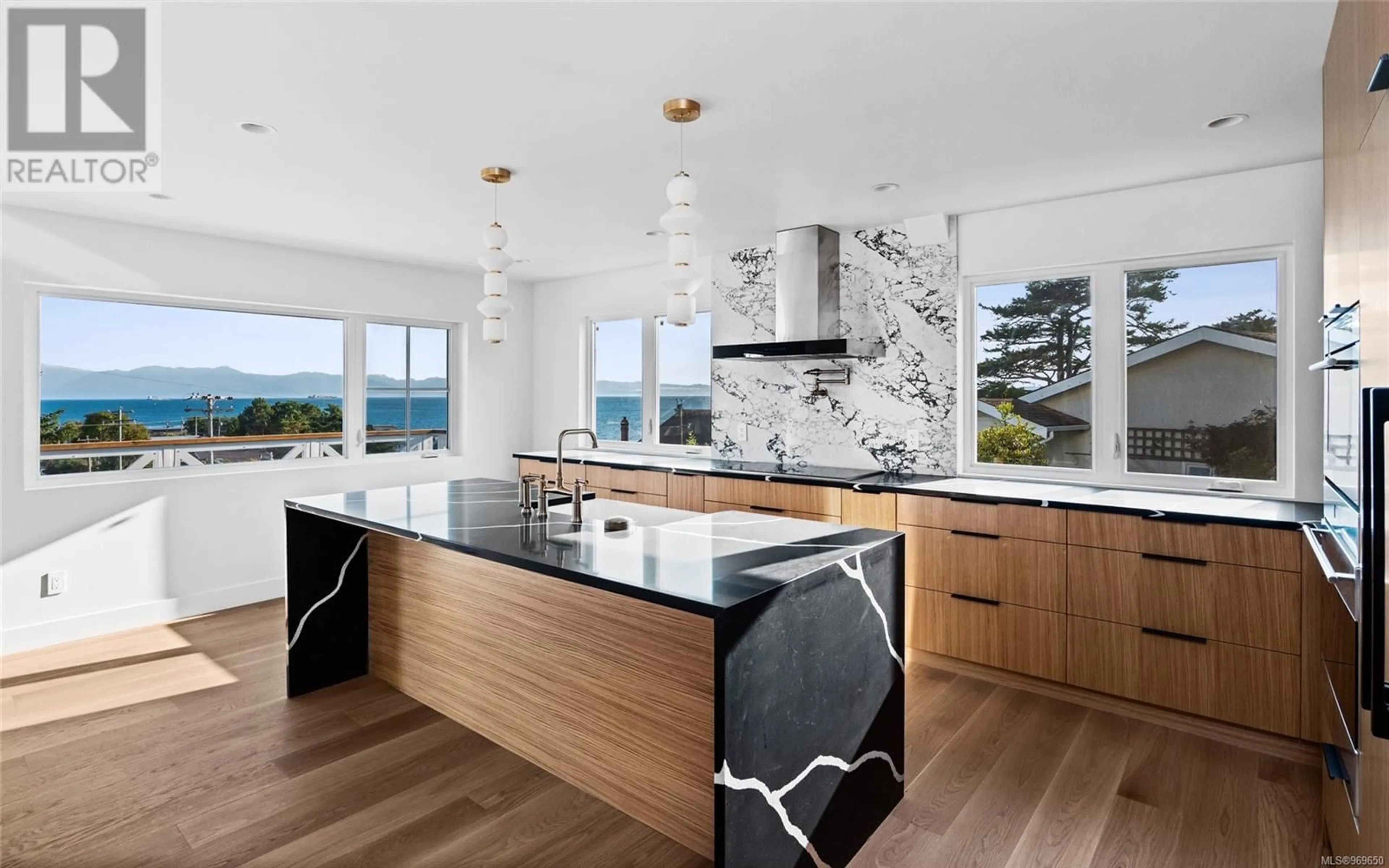 Contemporary kitchen for 16 King George Terr, Oak Bay British Columbia V8S2J7