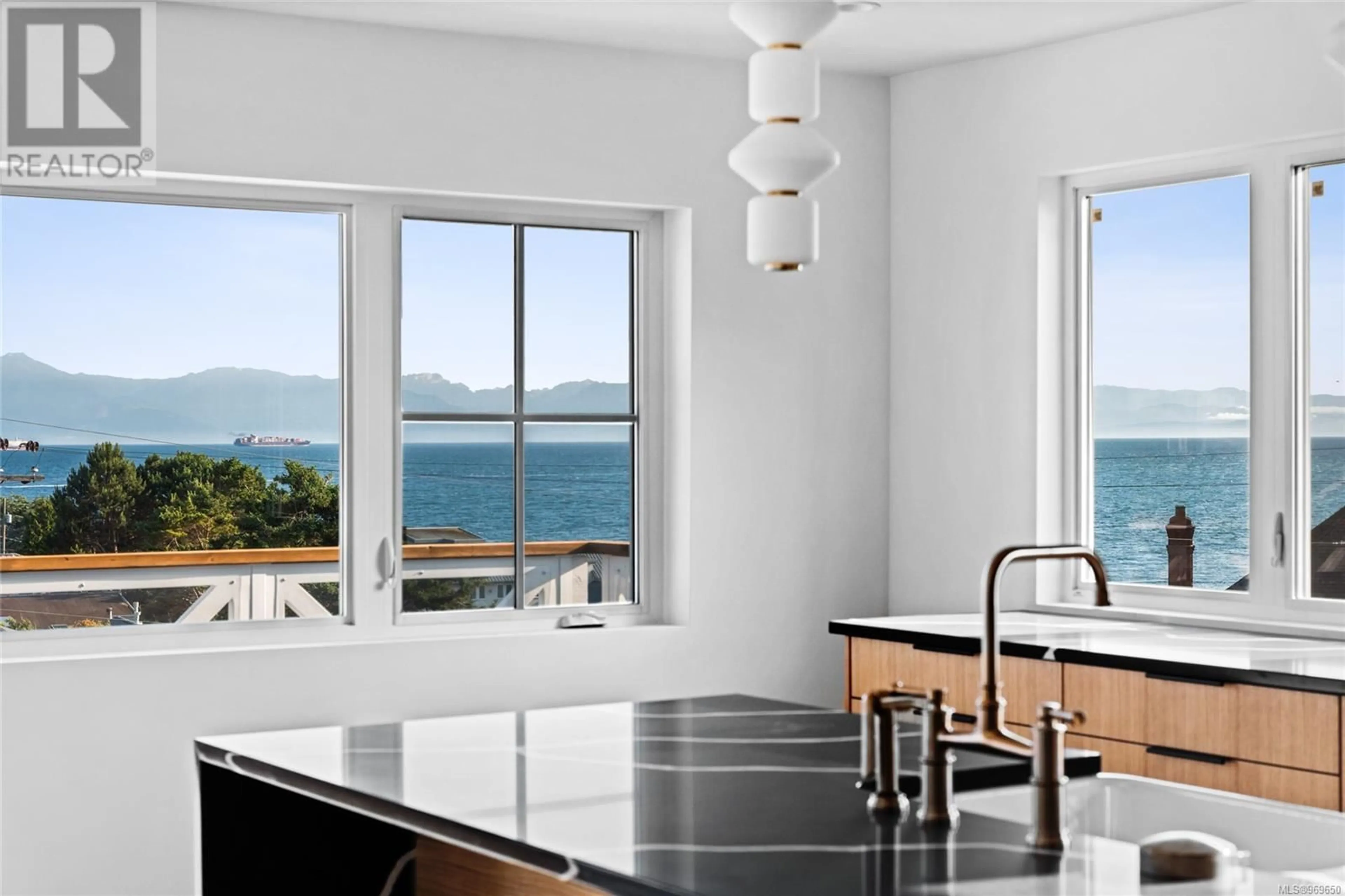 Contemporary kitchen for 16 King George Terr, Oak Bay British Columbia V8S2J7