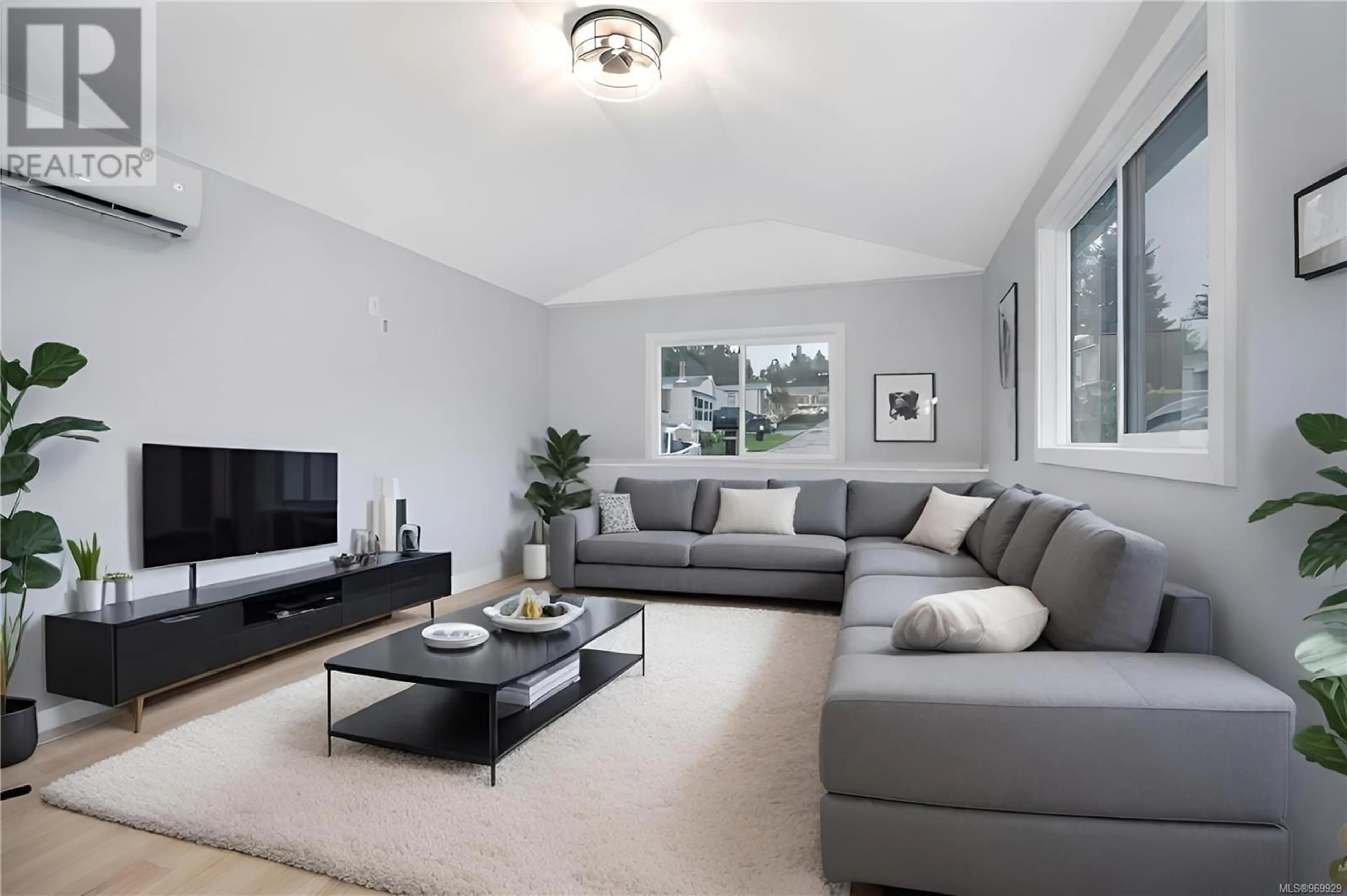 Living room for 78 1160 Shellbourne Blvd, Campbell River British Columbia V9W5G5