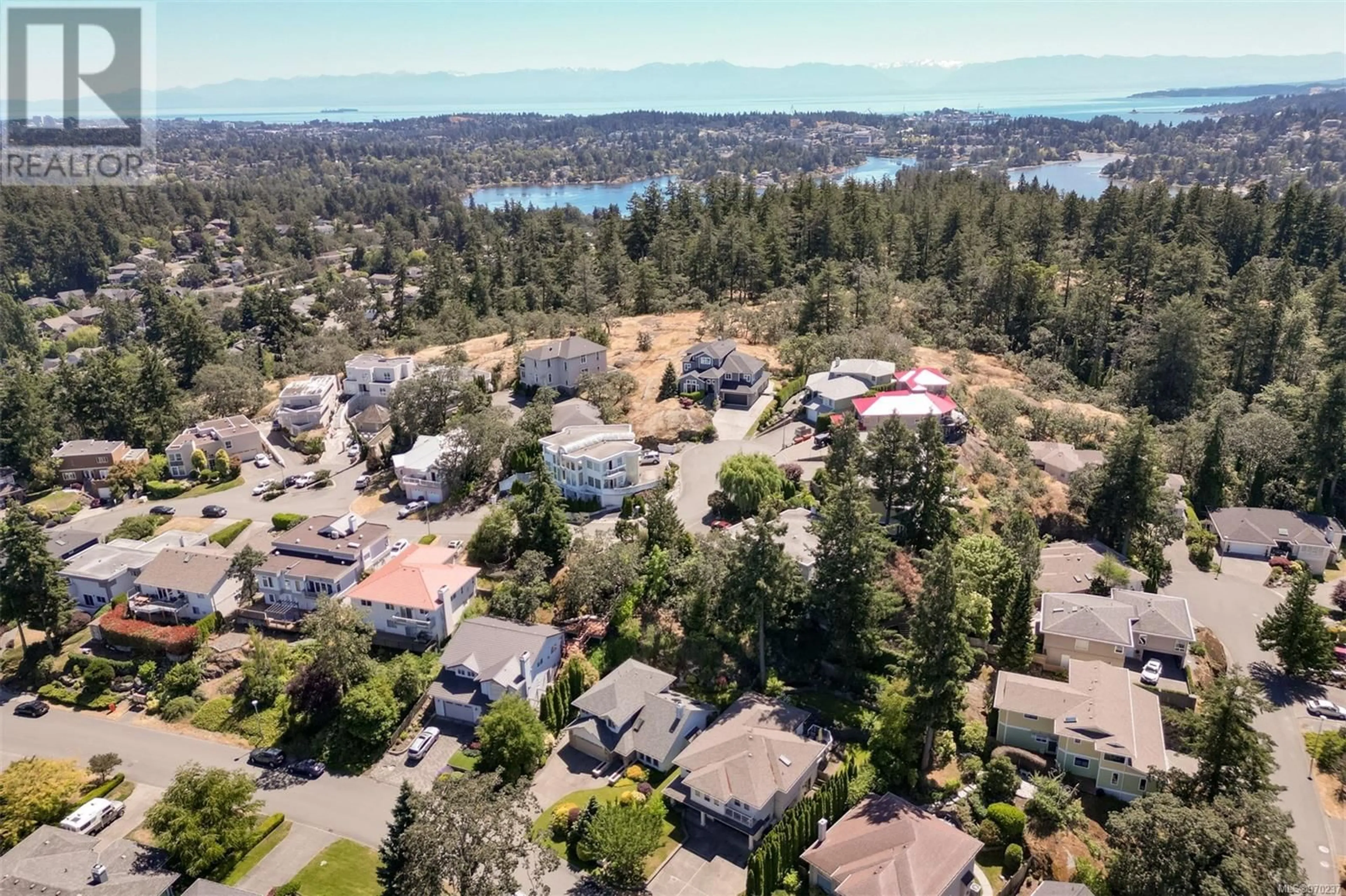 Lakeview for 1275 Knockan Dr, Saanich British Columbia V8Z7B8