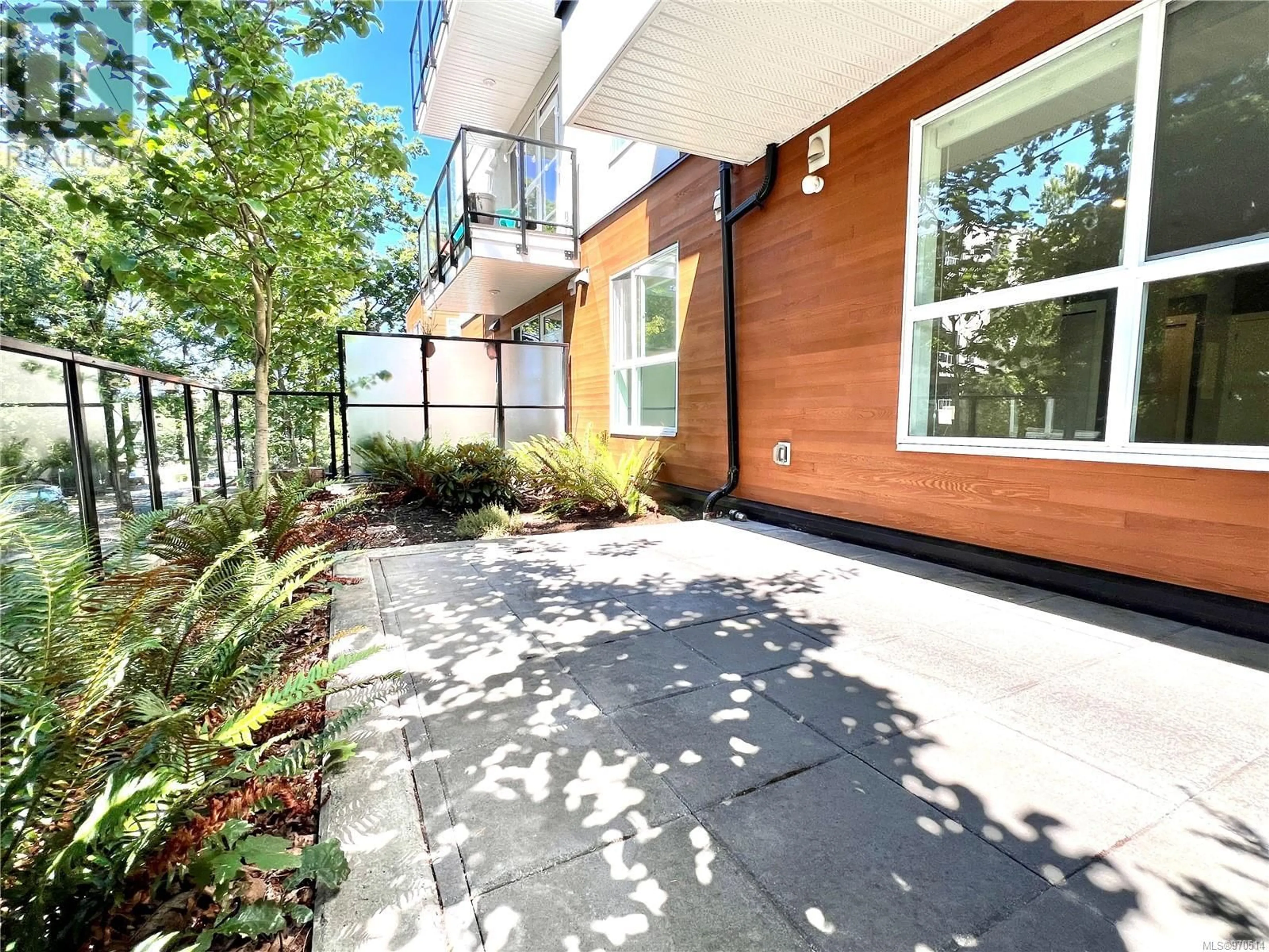 Patio for 101 1460 Pandora Ave, Victoria British Columbia V8R0A8