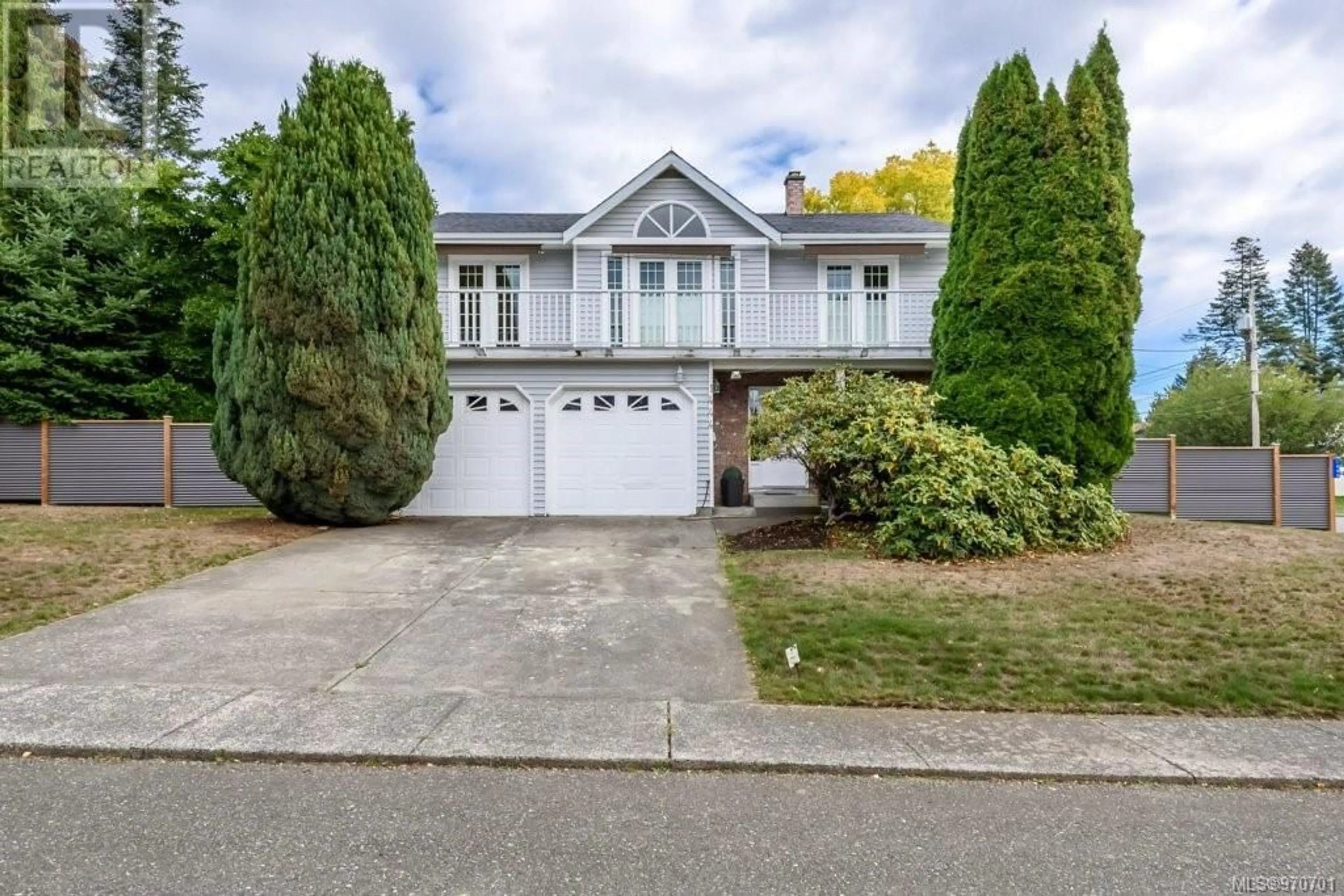 Frontside or backside of a home, the street view for 1444 Ridgemount Dr, Comox British Columbia V9M3H1