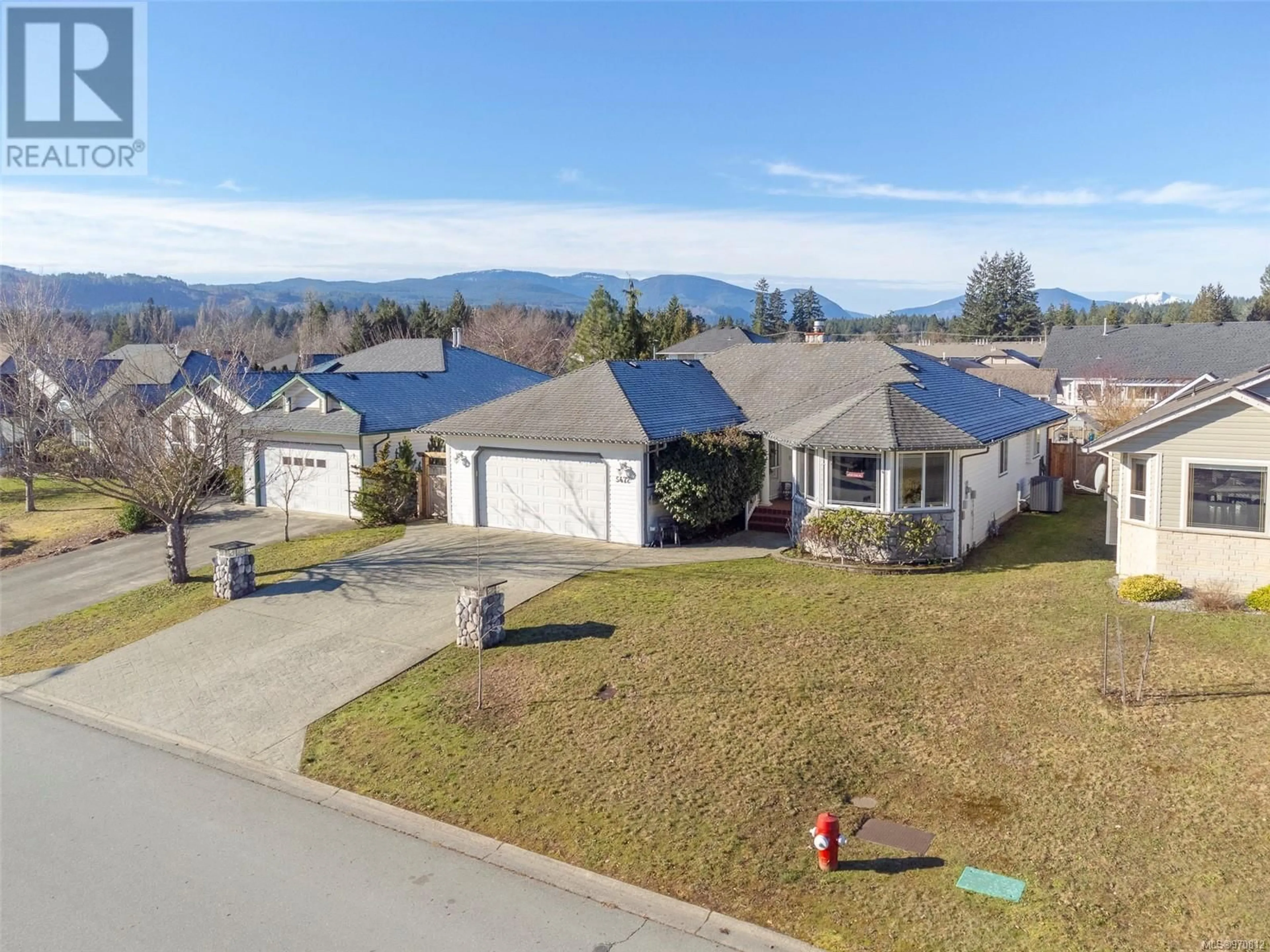 Frontside or backside of a home for 5472 Woodland Cres E, Port Alberni British Columbia V9Y8E6