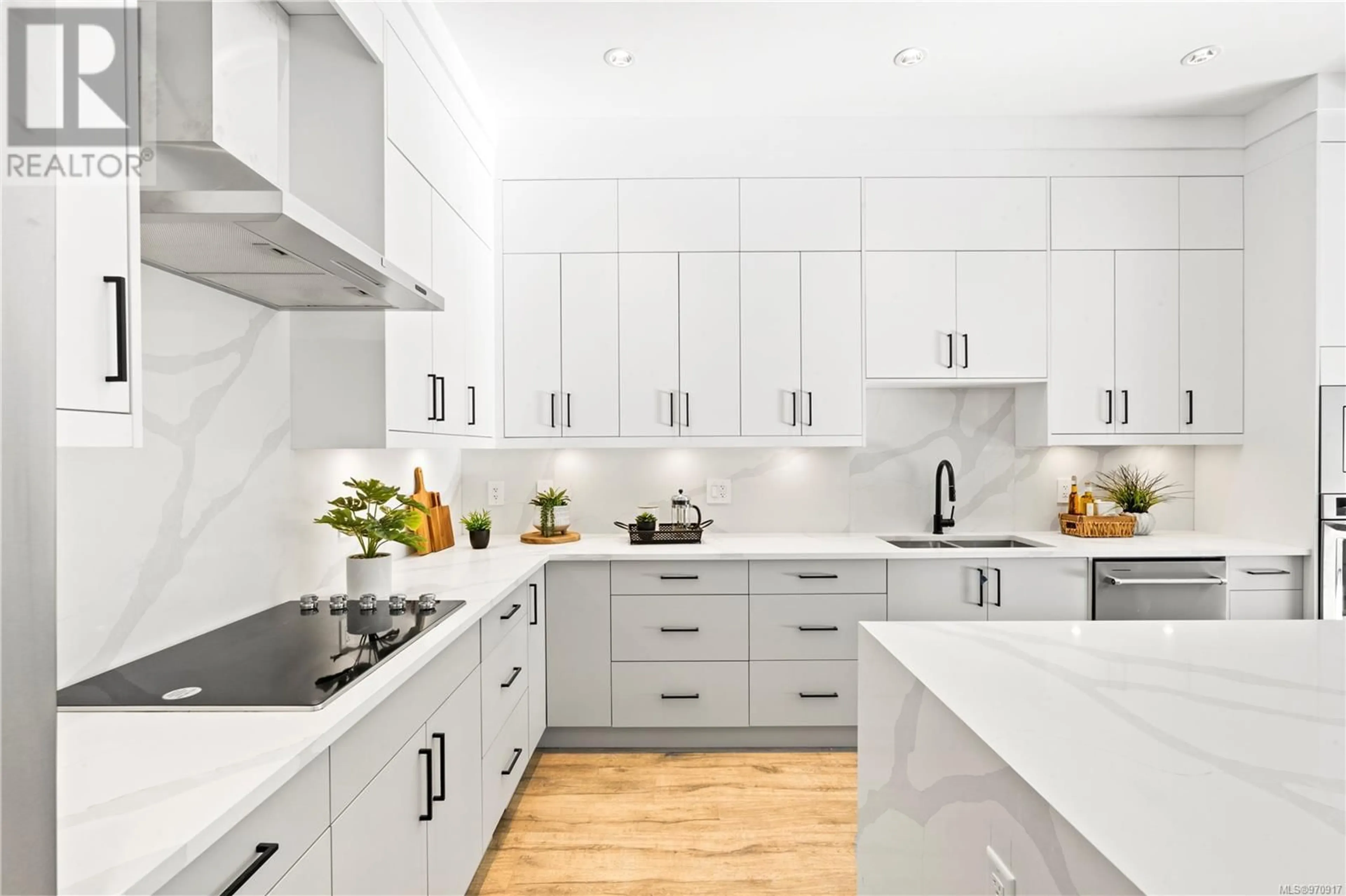 Contemporary kitchen for 1315 Sandstone Lane, Langford British Columbia V9B6Z8